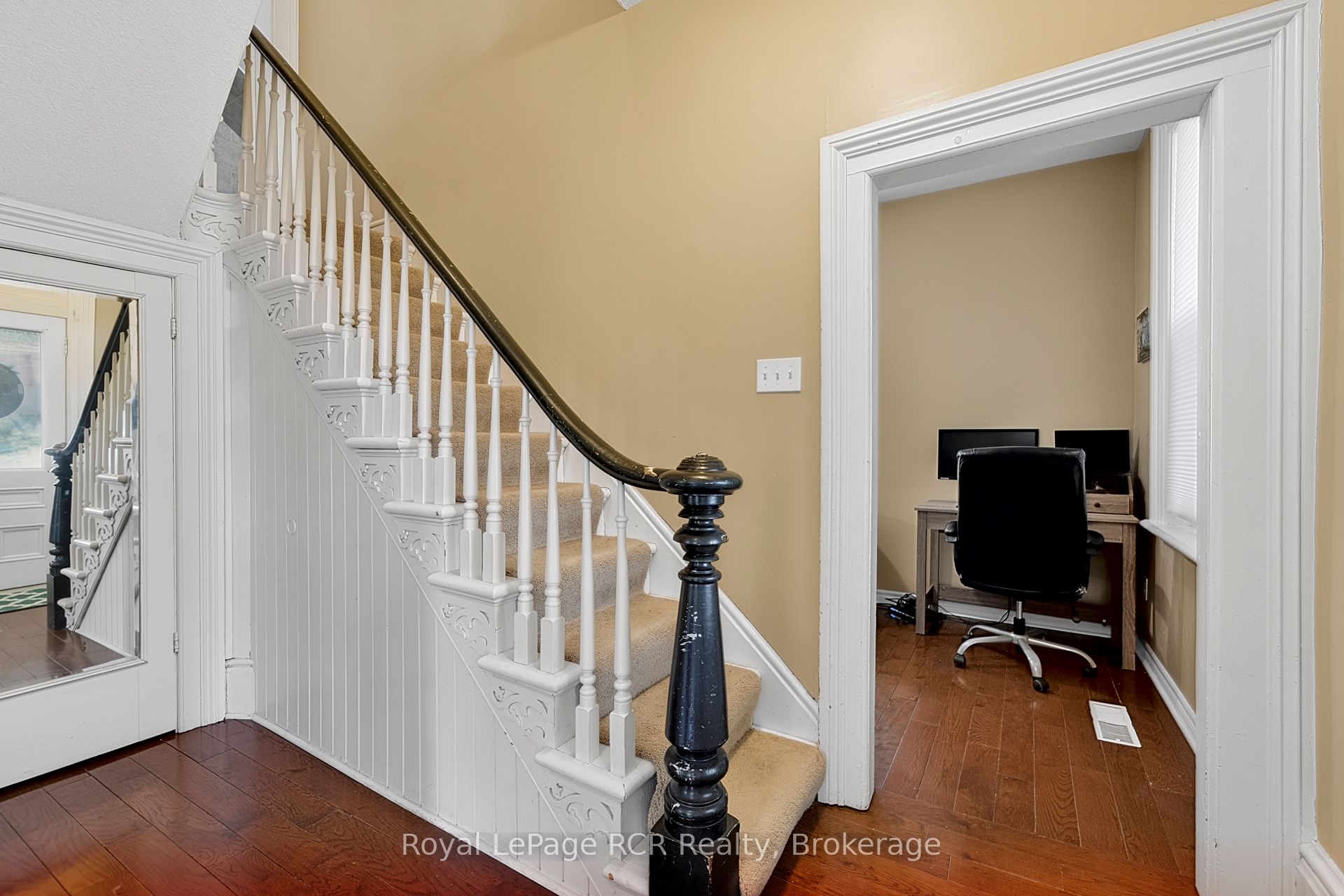 236 Andrew Street Property Photo 21