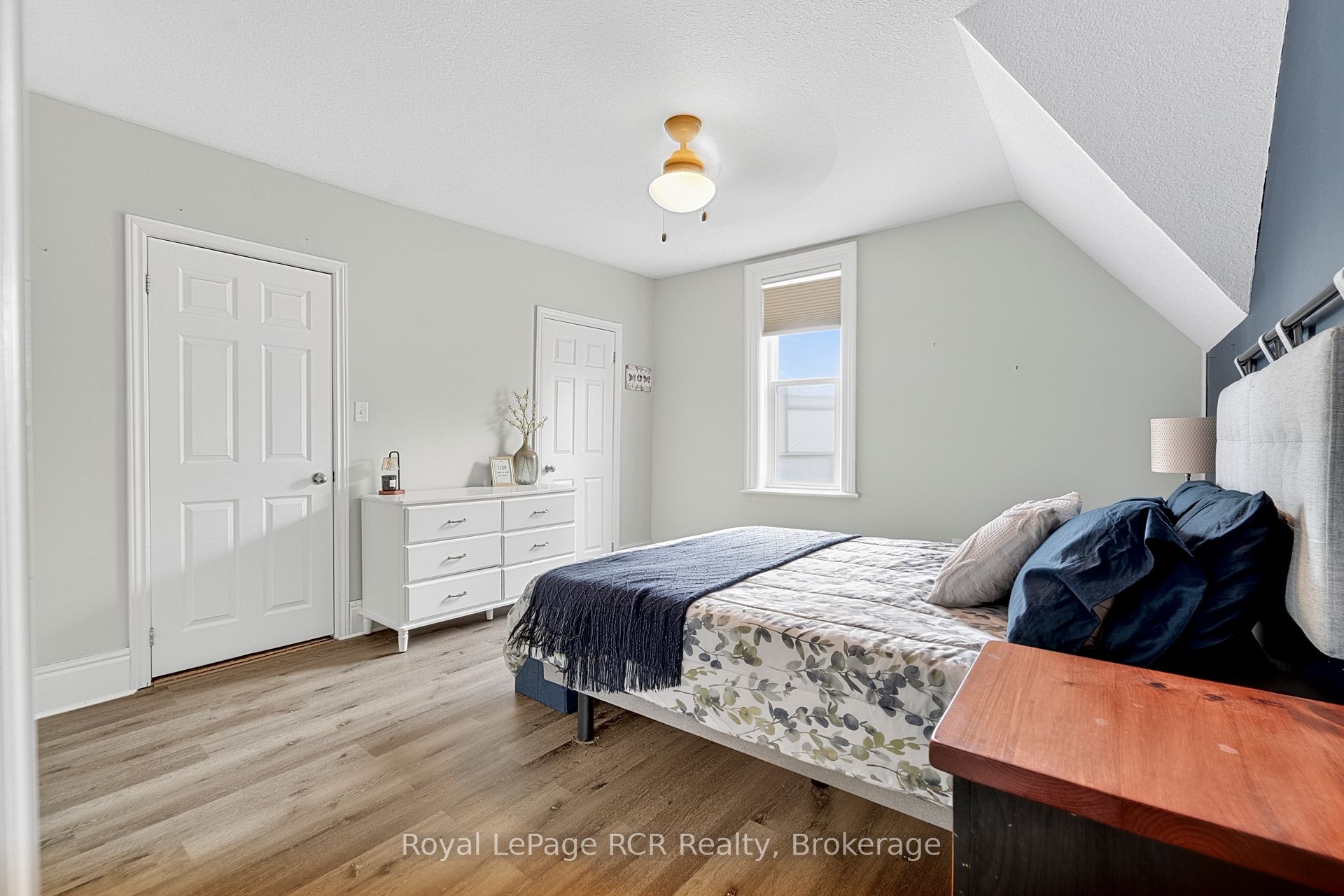 236 Andrew Street Property Photo 24