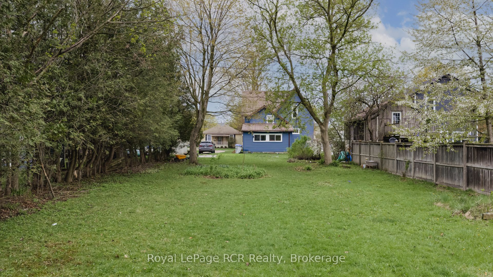 236 Andrew Street Property Photo 28