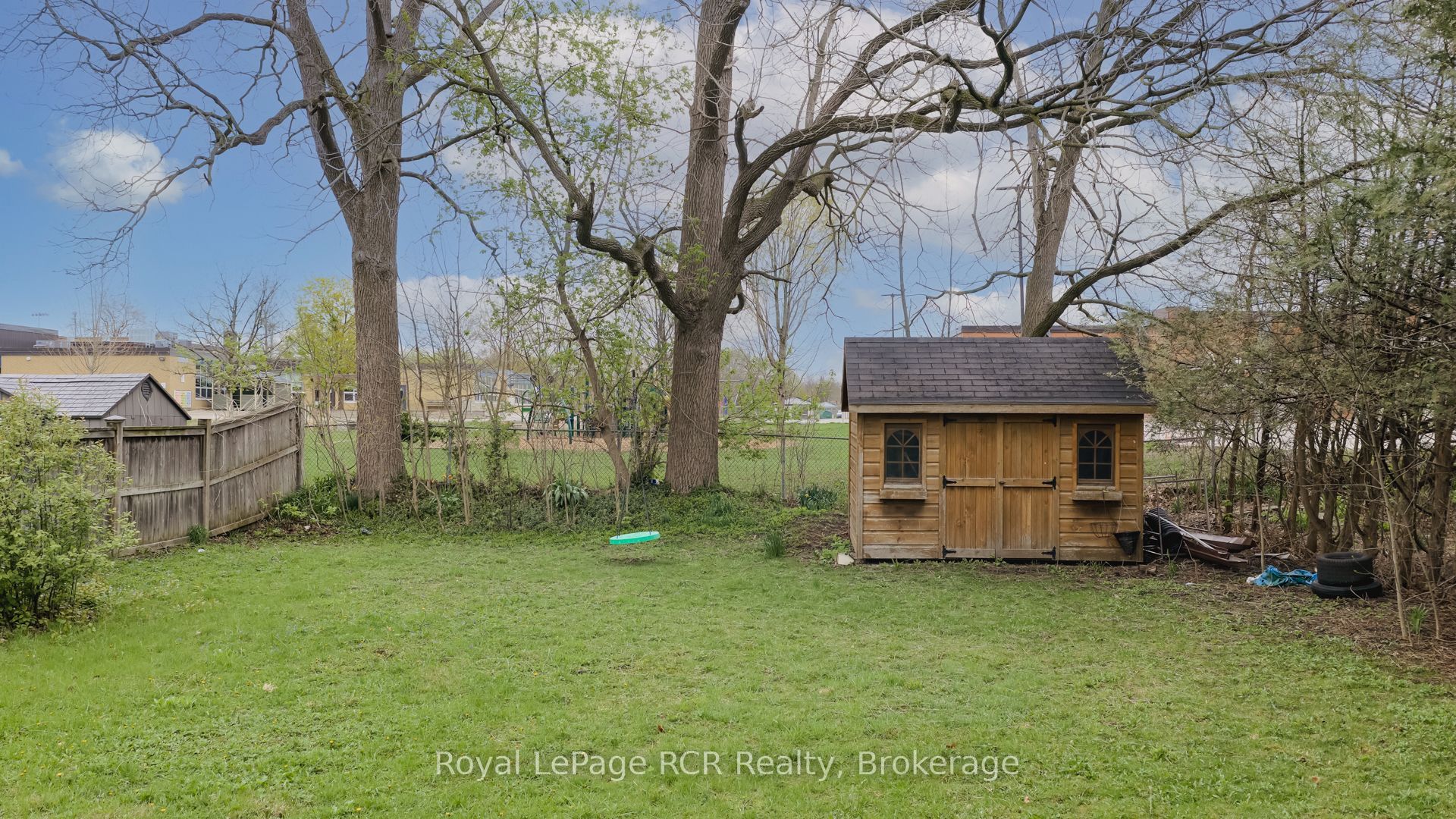 236 Andrew Street Property Photo 29