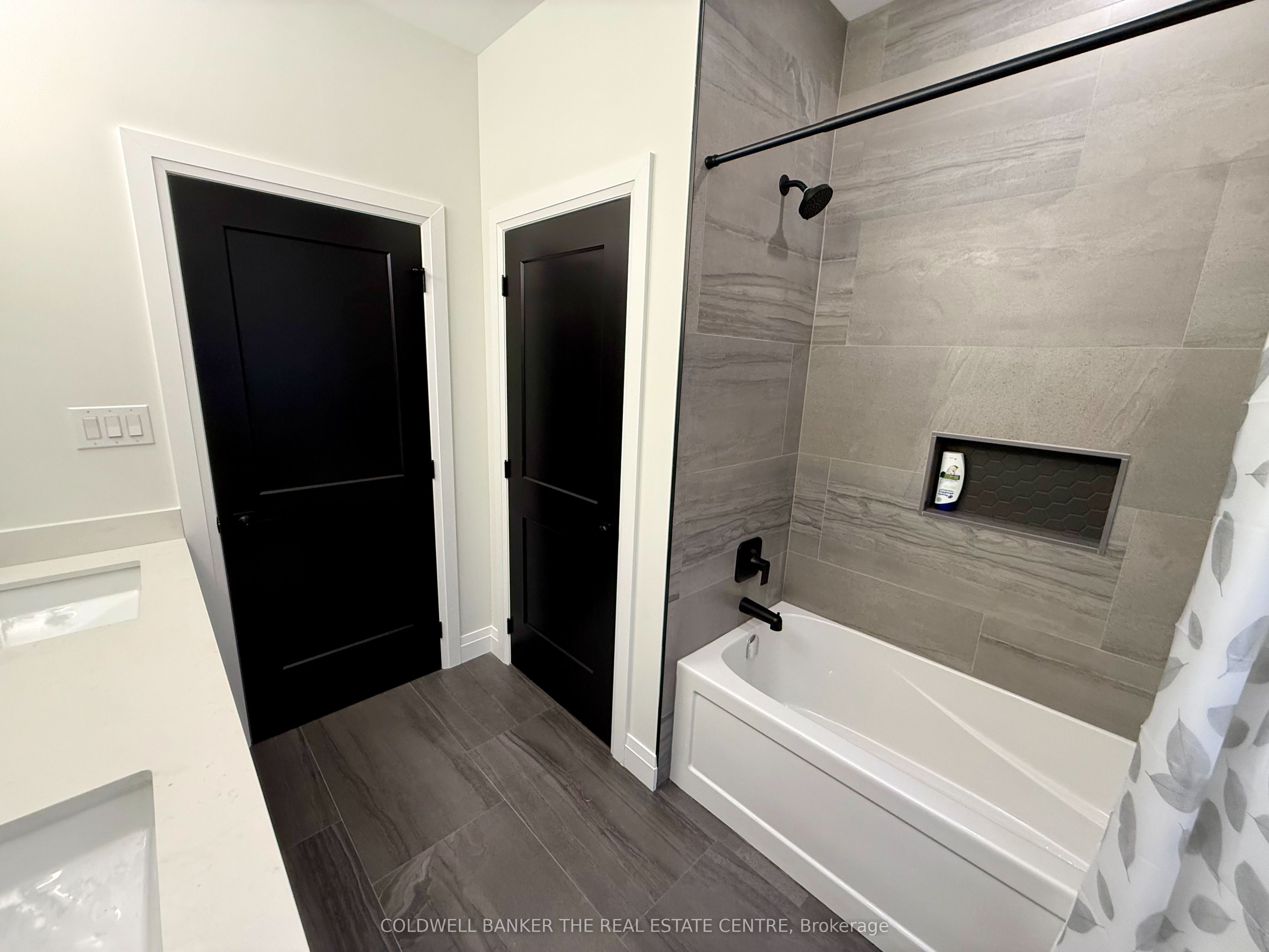 16 Millies Way Property Photo 7