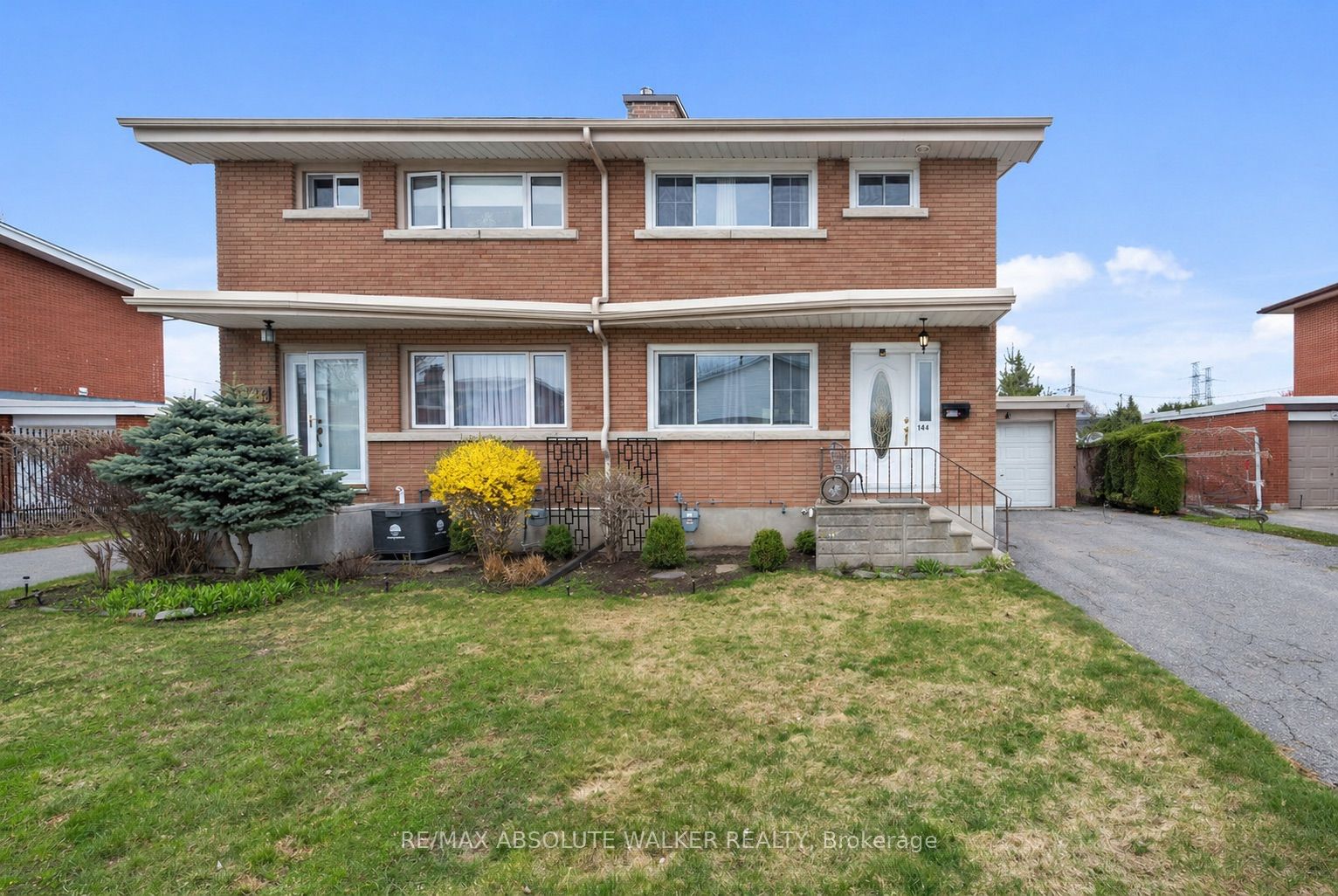 144 Viewmount Drive Property Photo 1