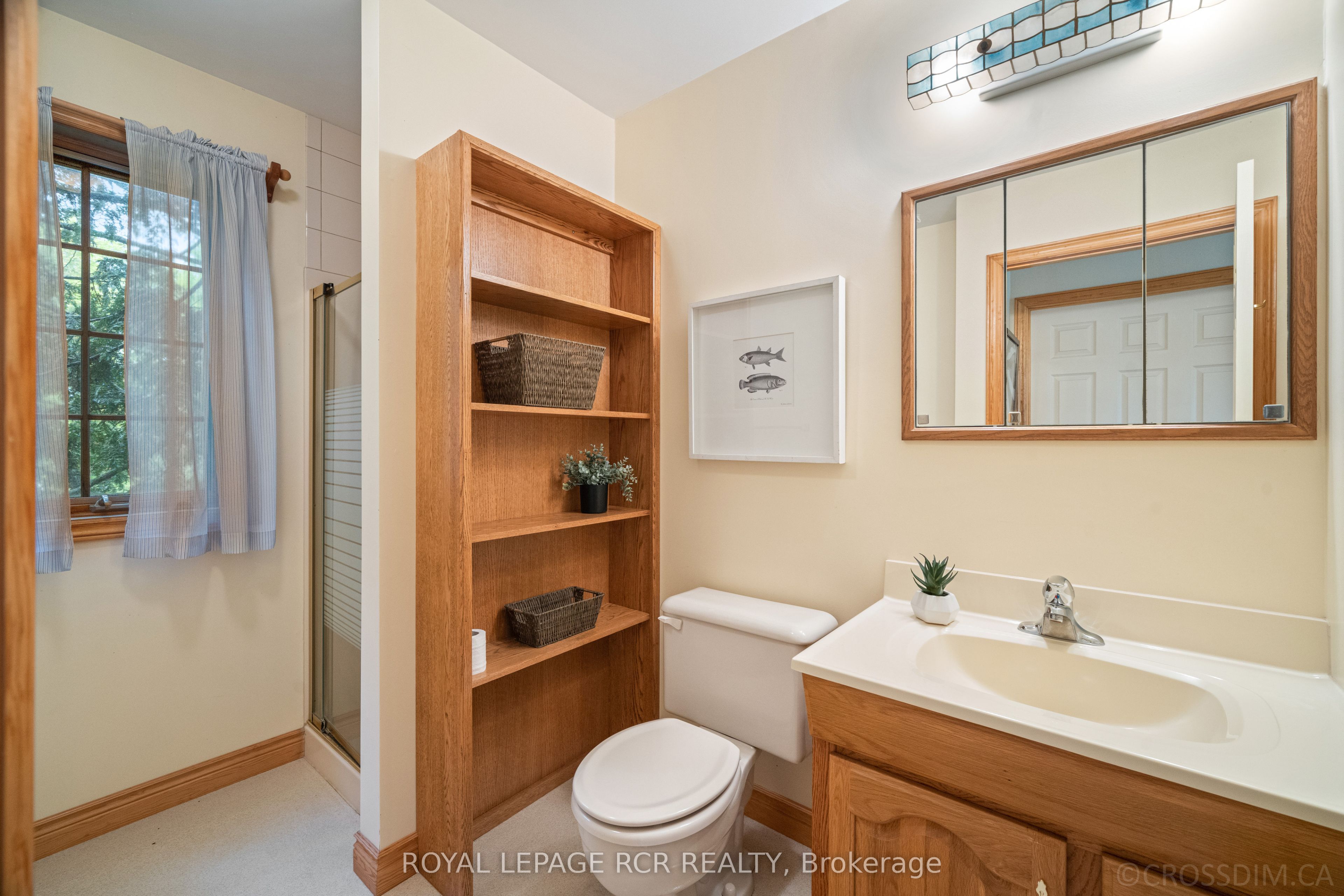 836081 4th Line E Property Photo 23