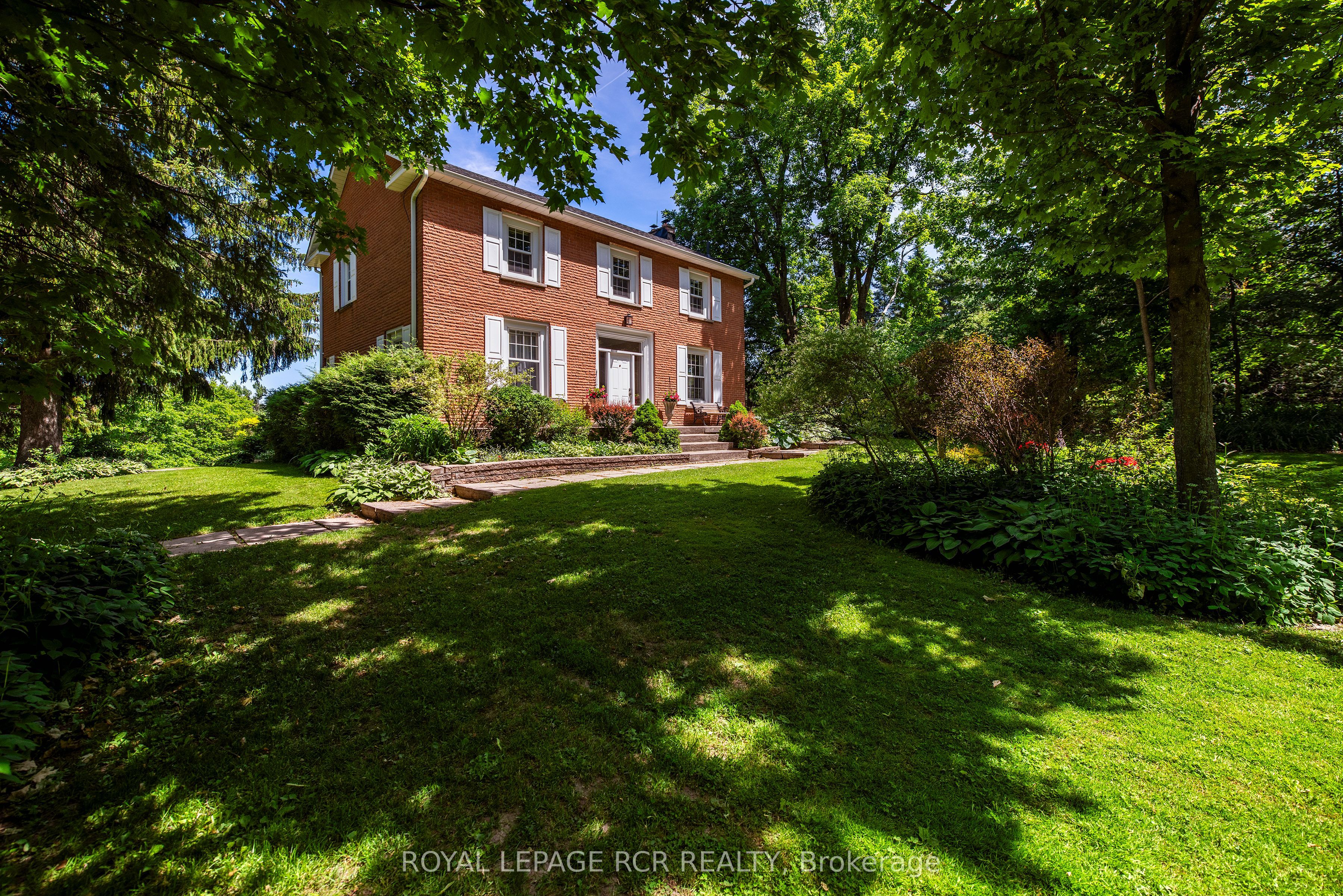 836081 4th Line E Property Photo 39