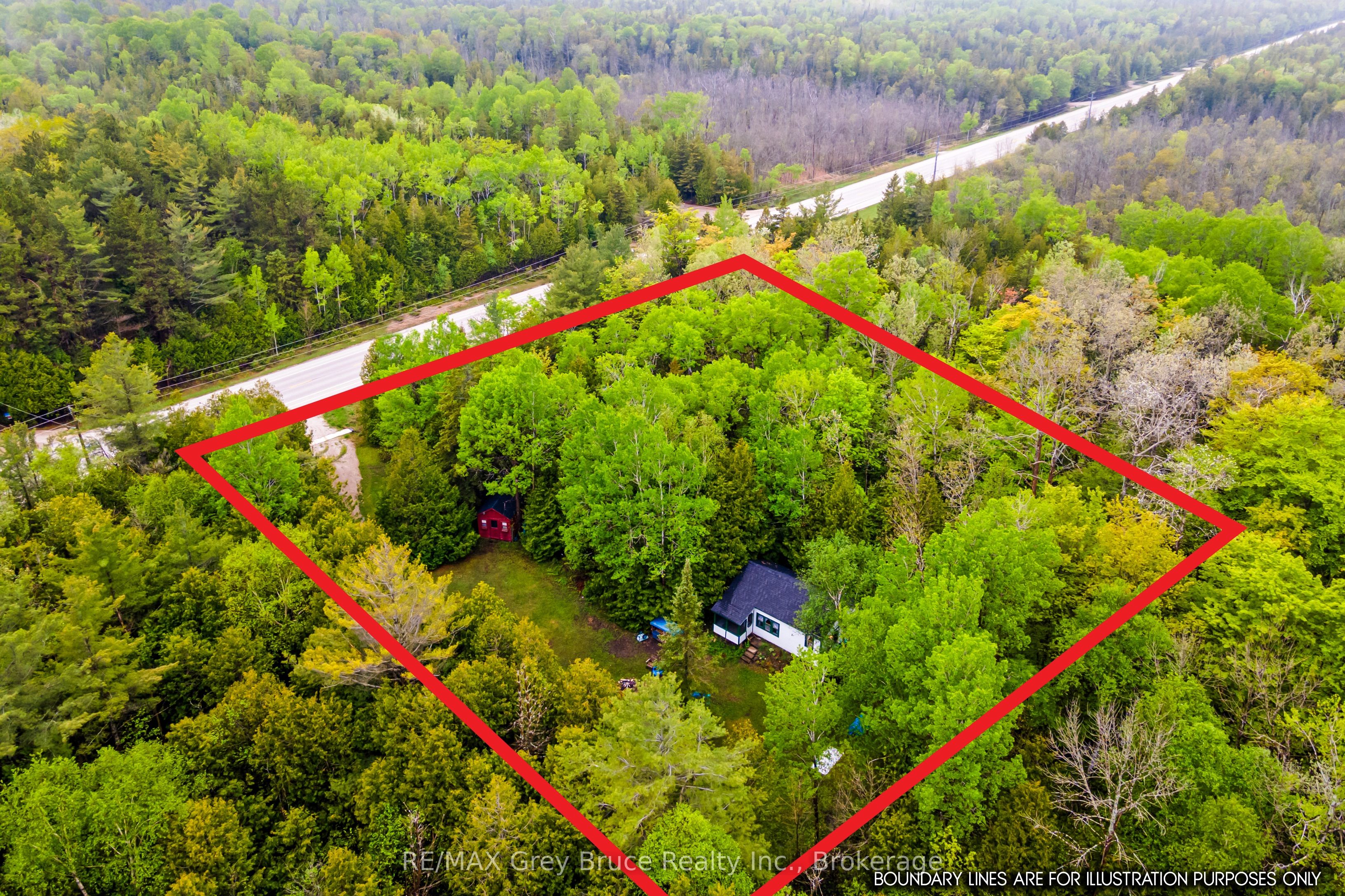 6726 Highway 6 Property Photo 4