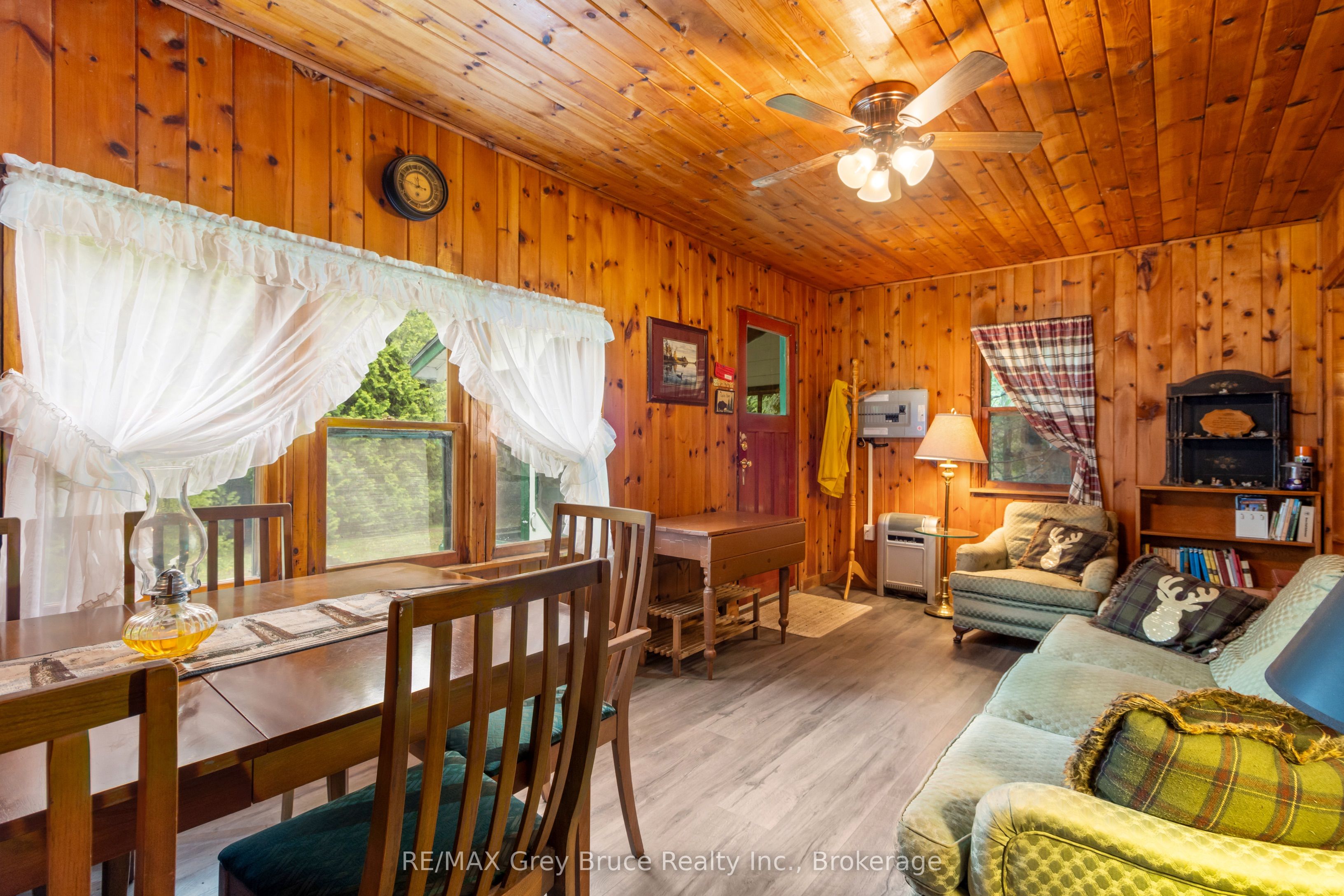 6726 Highway 6 Property Photo 10