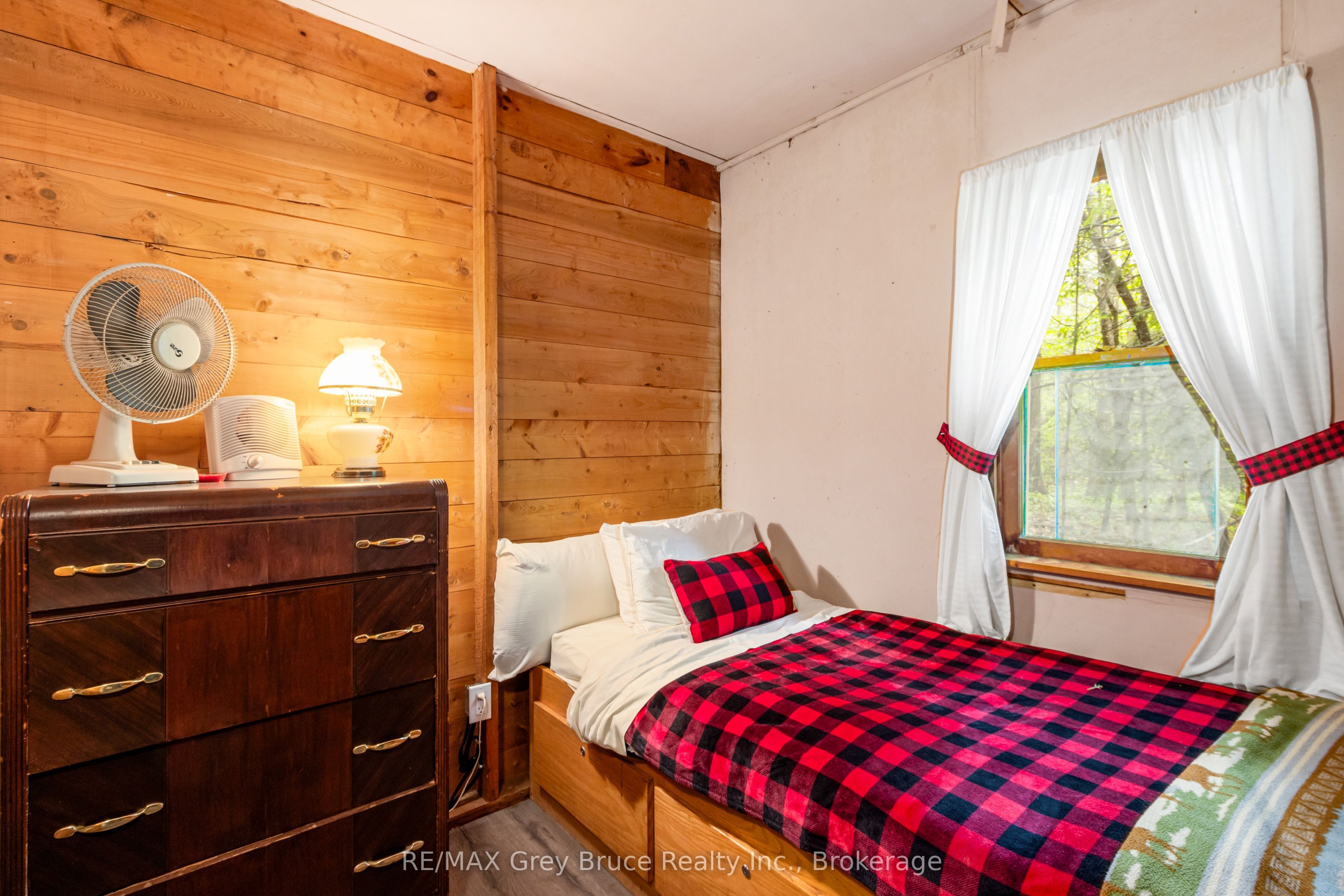 6726 Highway 6 Property Photo 14