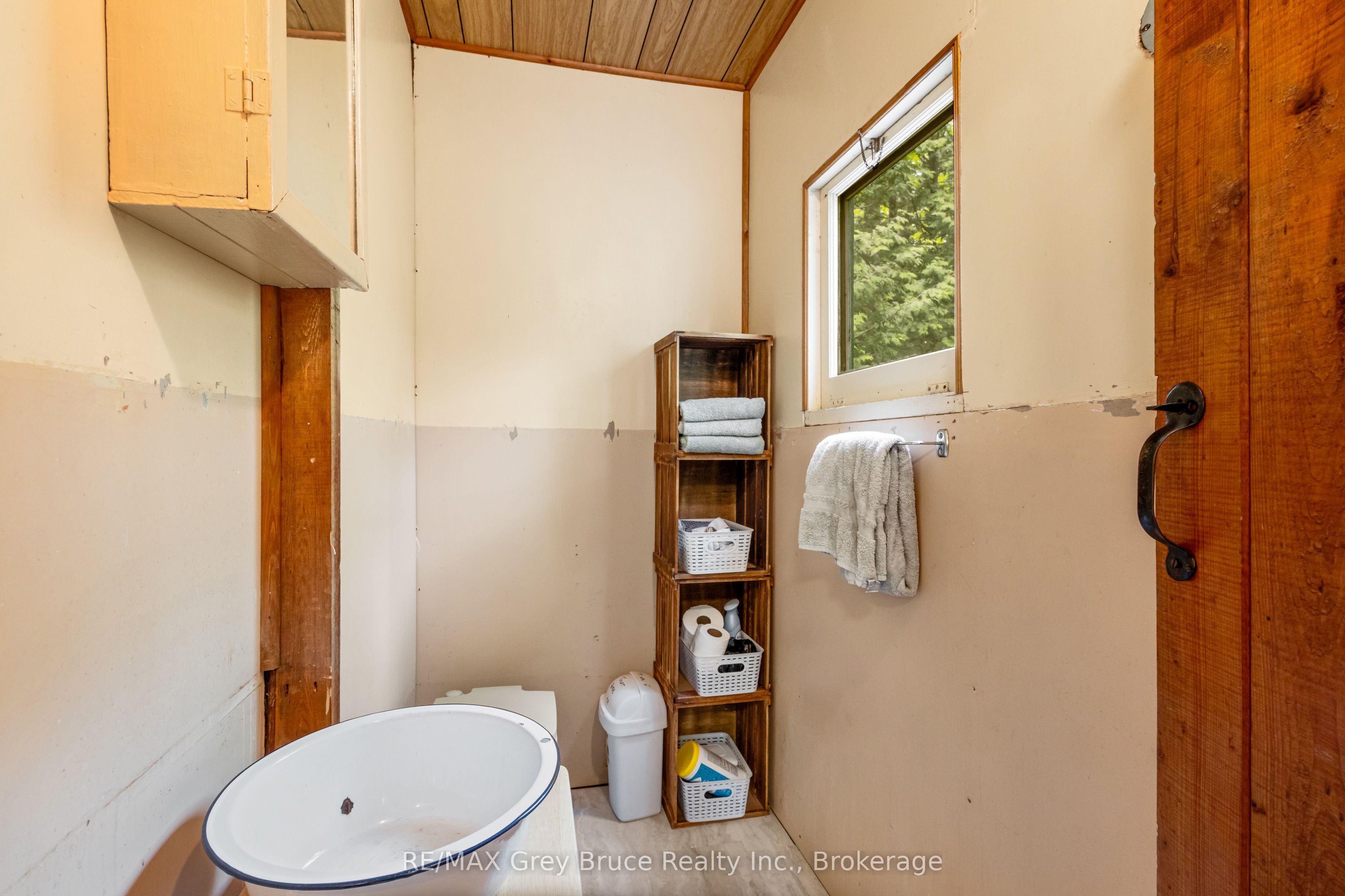 6726 Highway 6 Property Photo 16