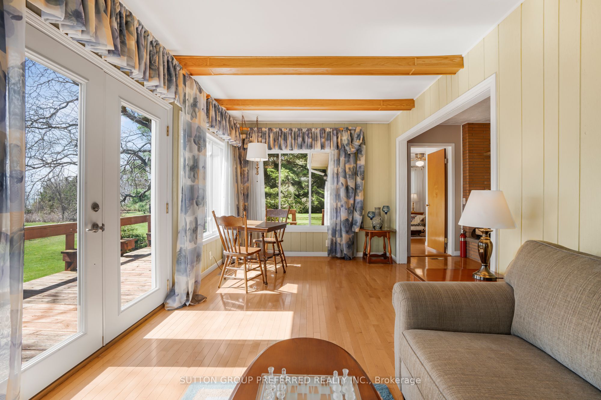 18725 Desmond Road Property Photo 15