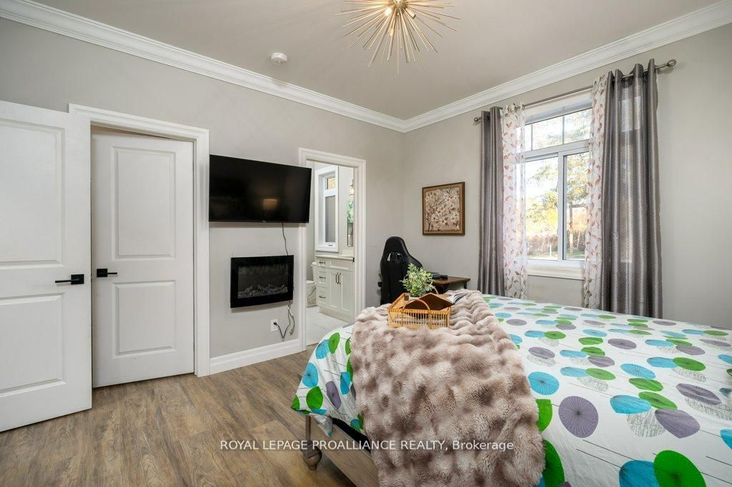 50 Stonegate Crescent Property Photo 20