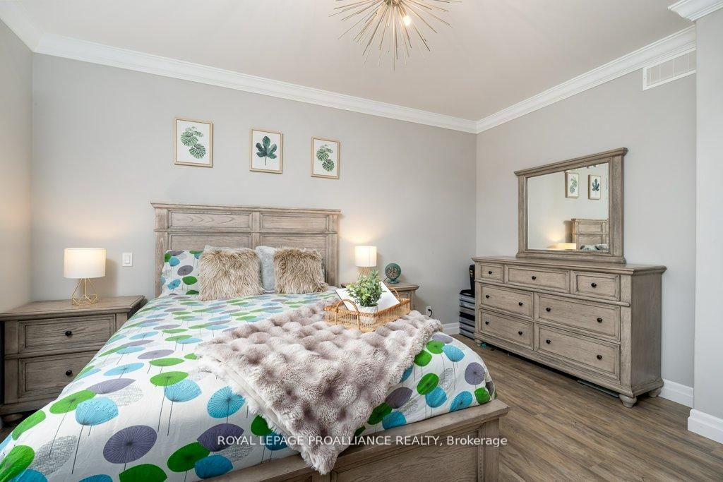 50 Stonegate Crescent Property Photo 21