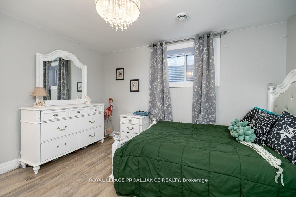 50 Stonegate Crescent Property Photo 31