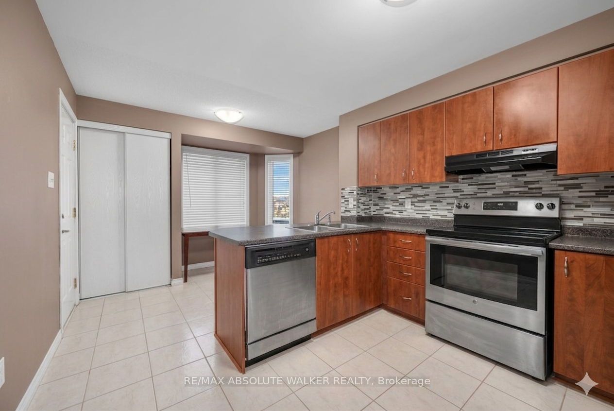 299 Aquaview Drive 8 Property Photo 6
