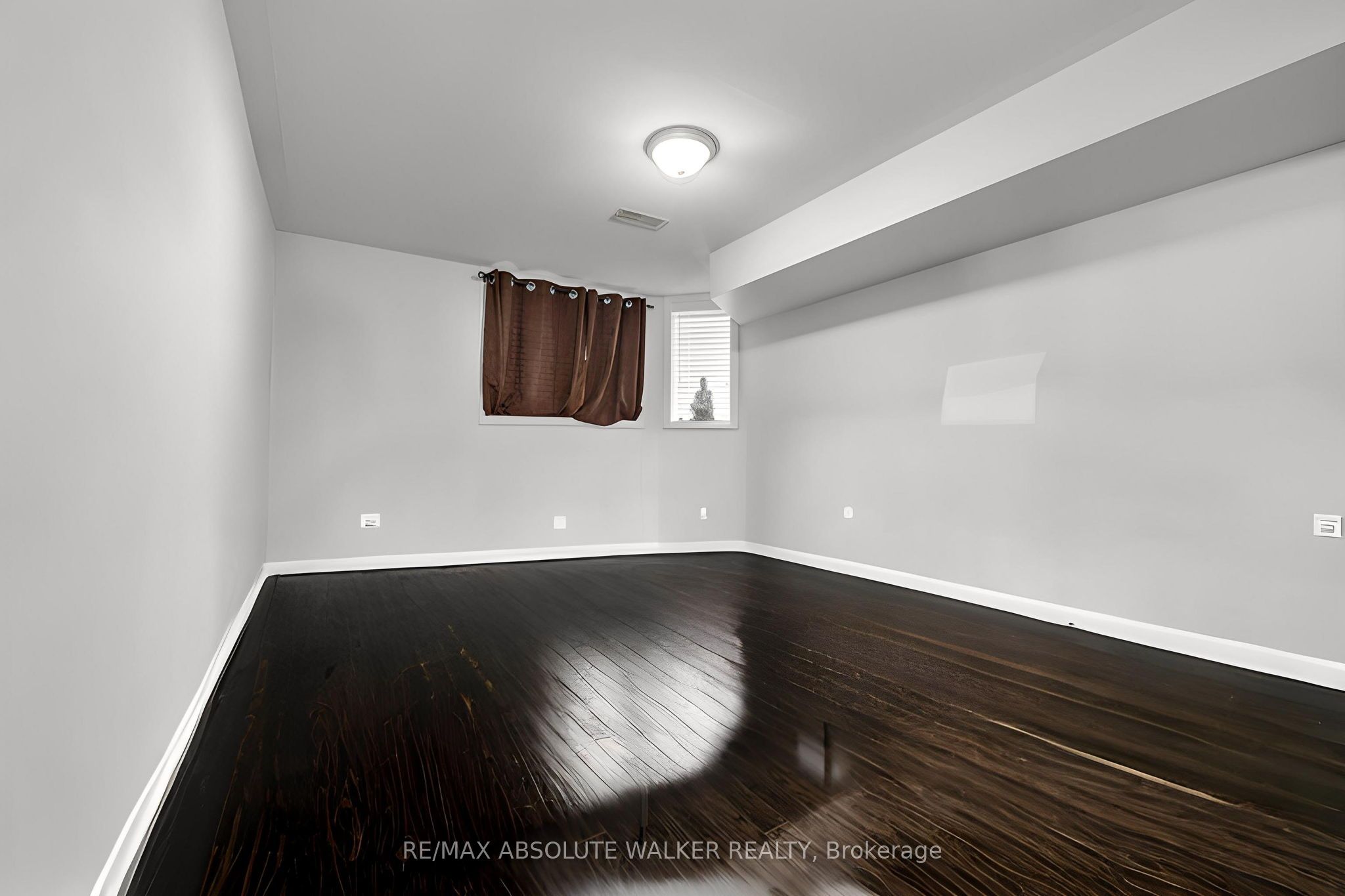 299 Aquaview Drive 8 Property Photo 18