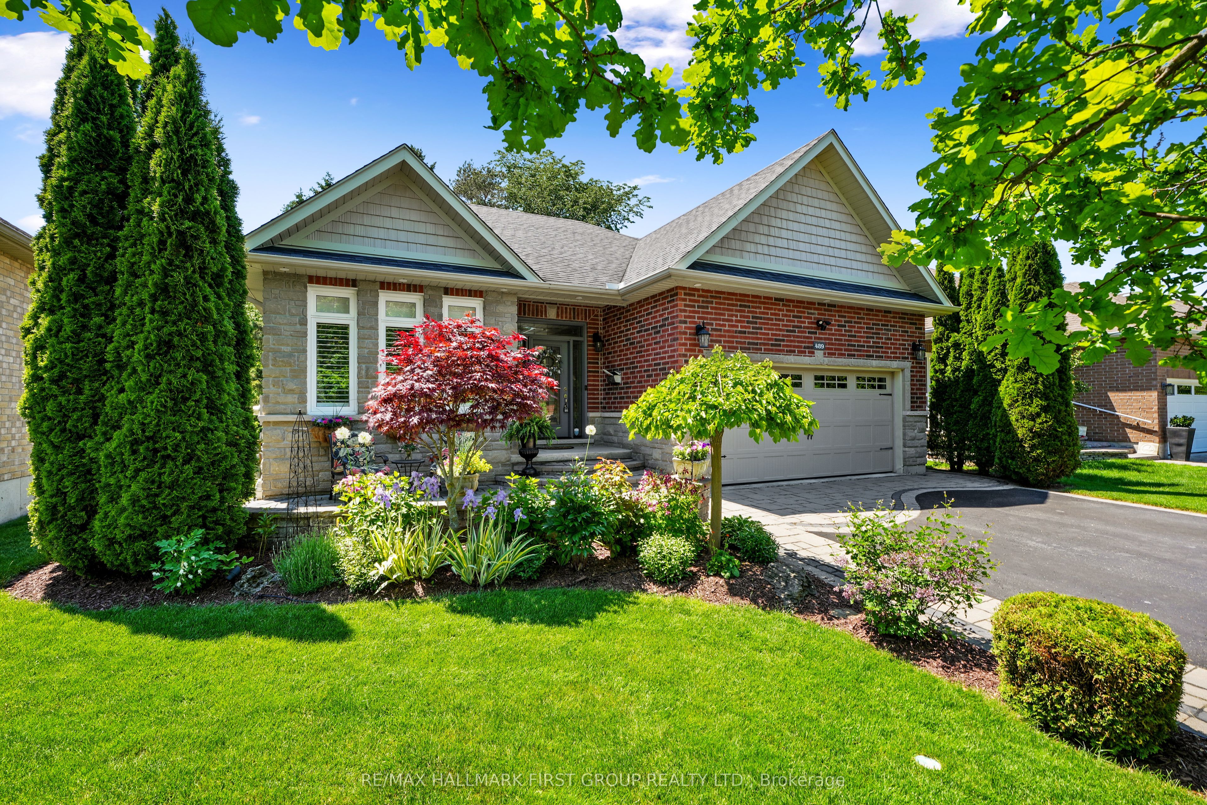 489 Foote Crescent Property Photo 1