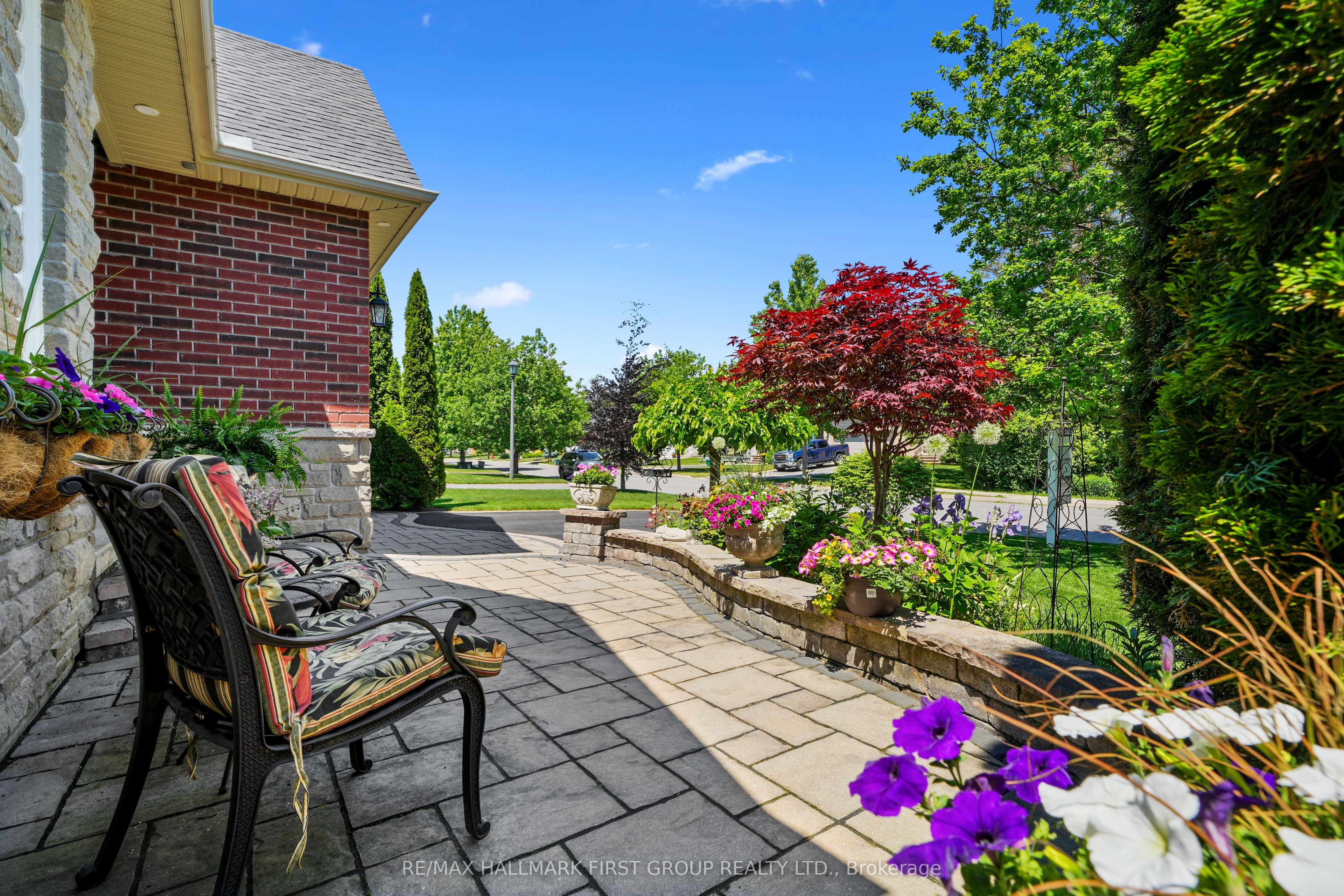 489 Foote Crescent Property Photo 4