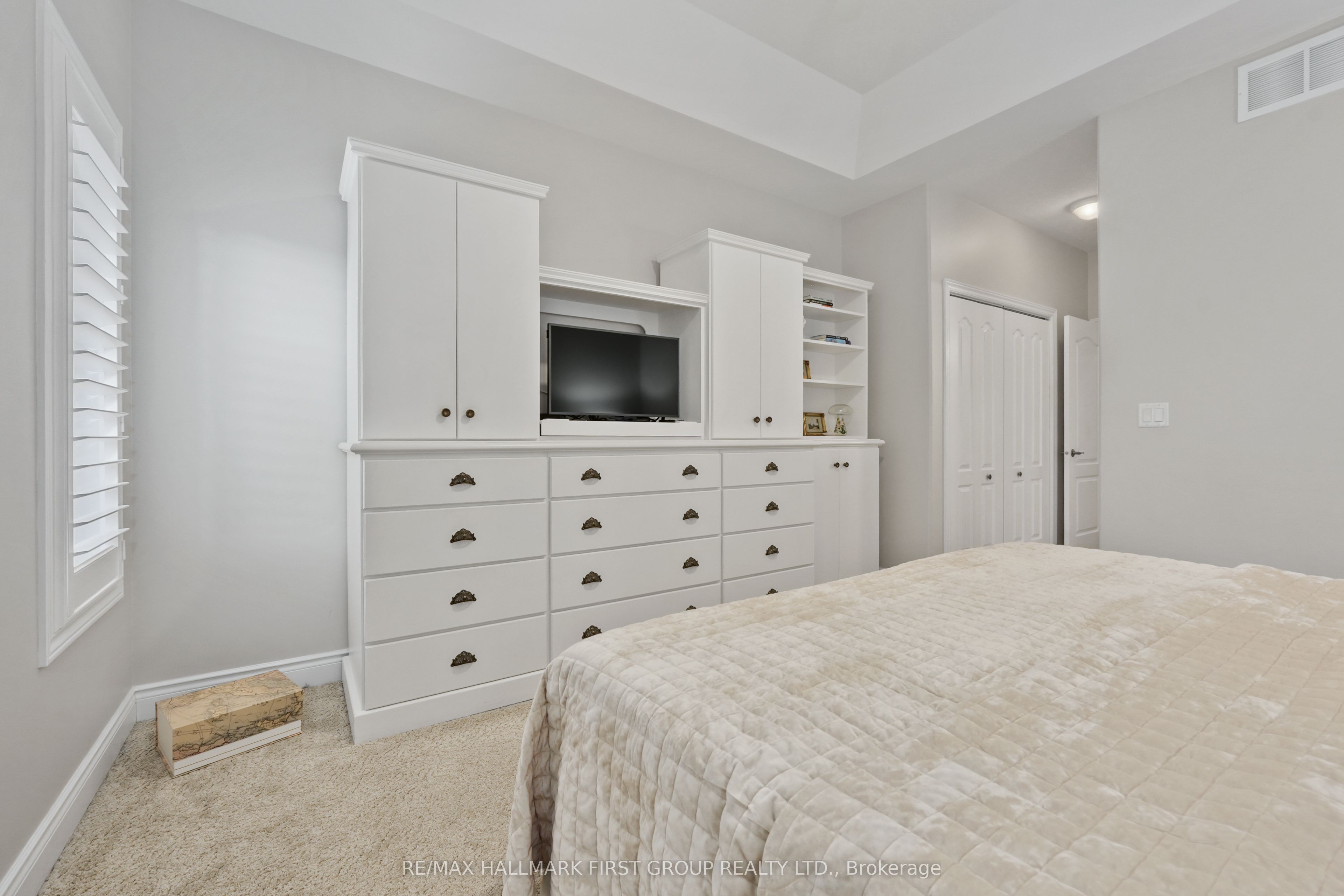 489 Foote Crescent Property Photo 20