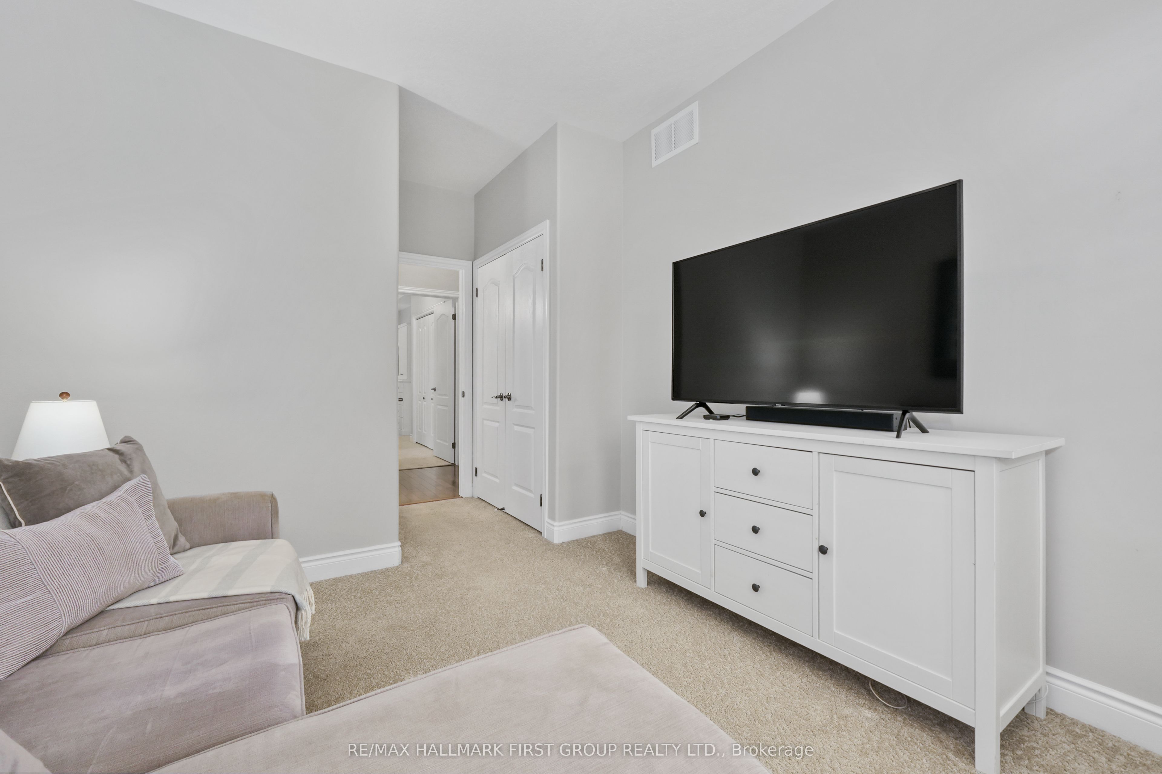 489 Foote Crescent Property Photo 23