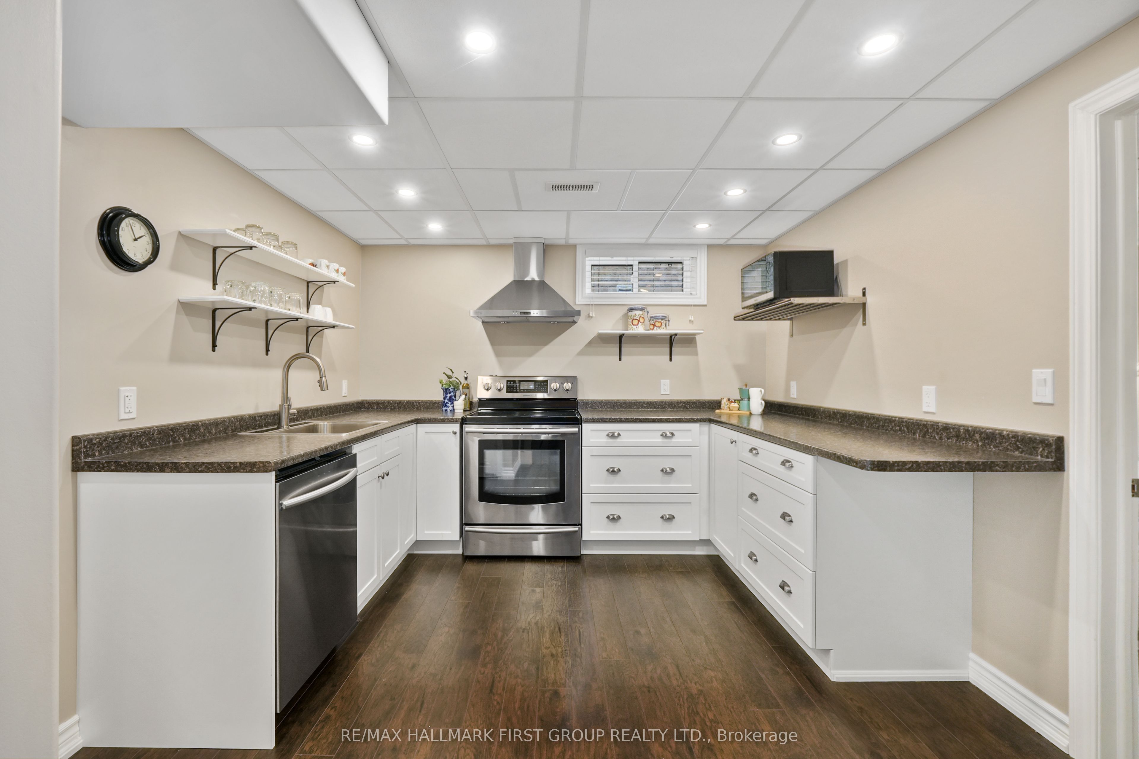 489 Foote Crescent Property Photo 31
