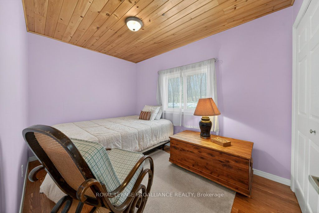1076 Valley Lane Property Photo 26