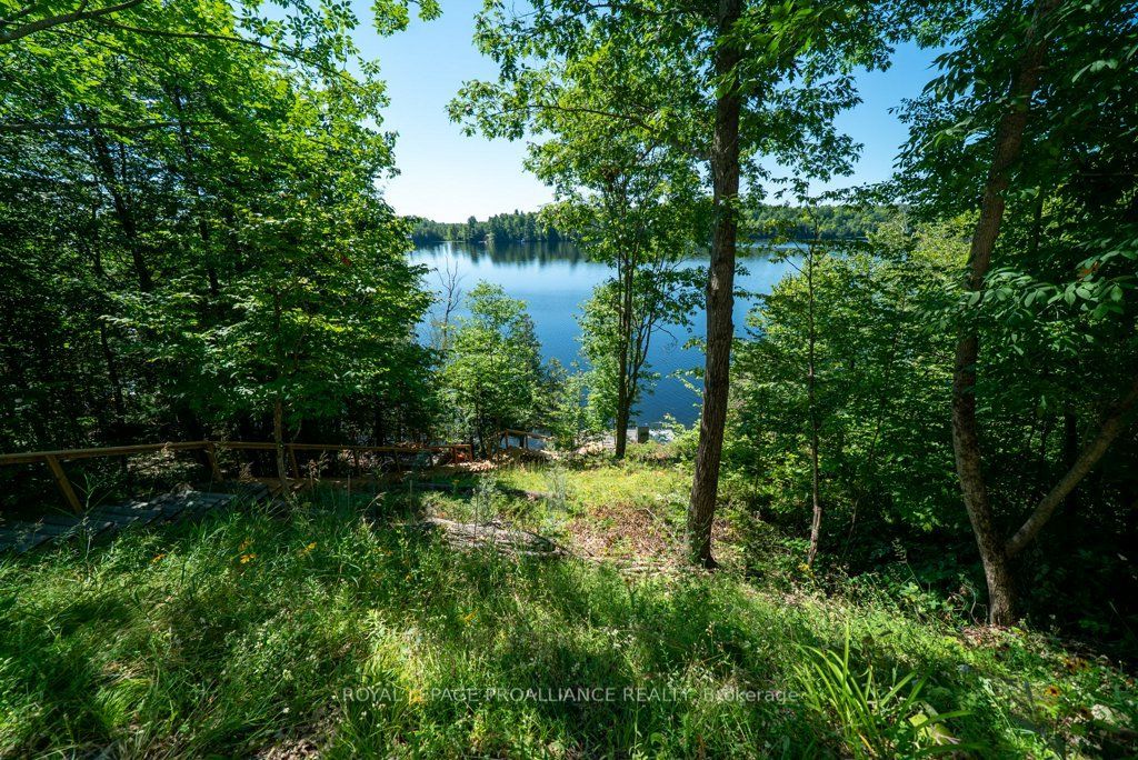 1076 Valley Lane Property Photo 38