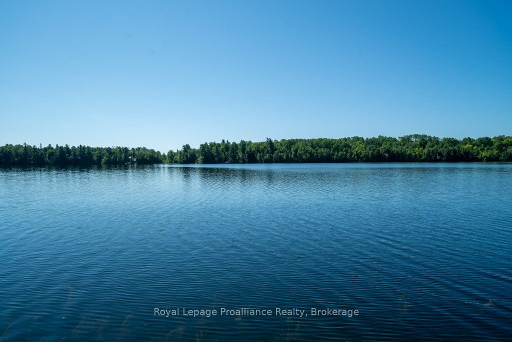 1076 Valley Lane Property Photo 46