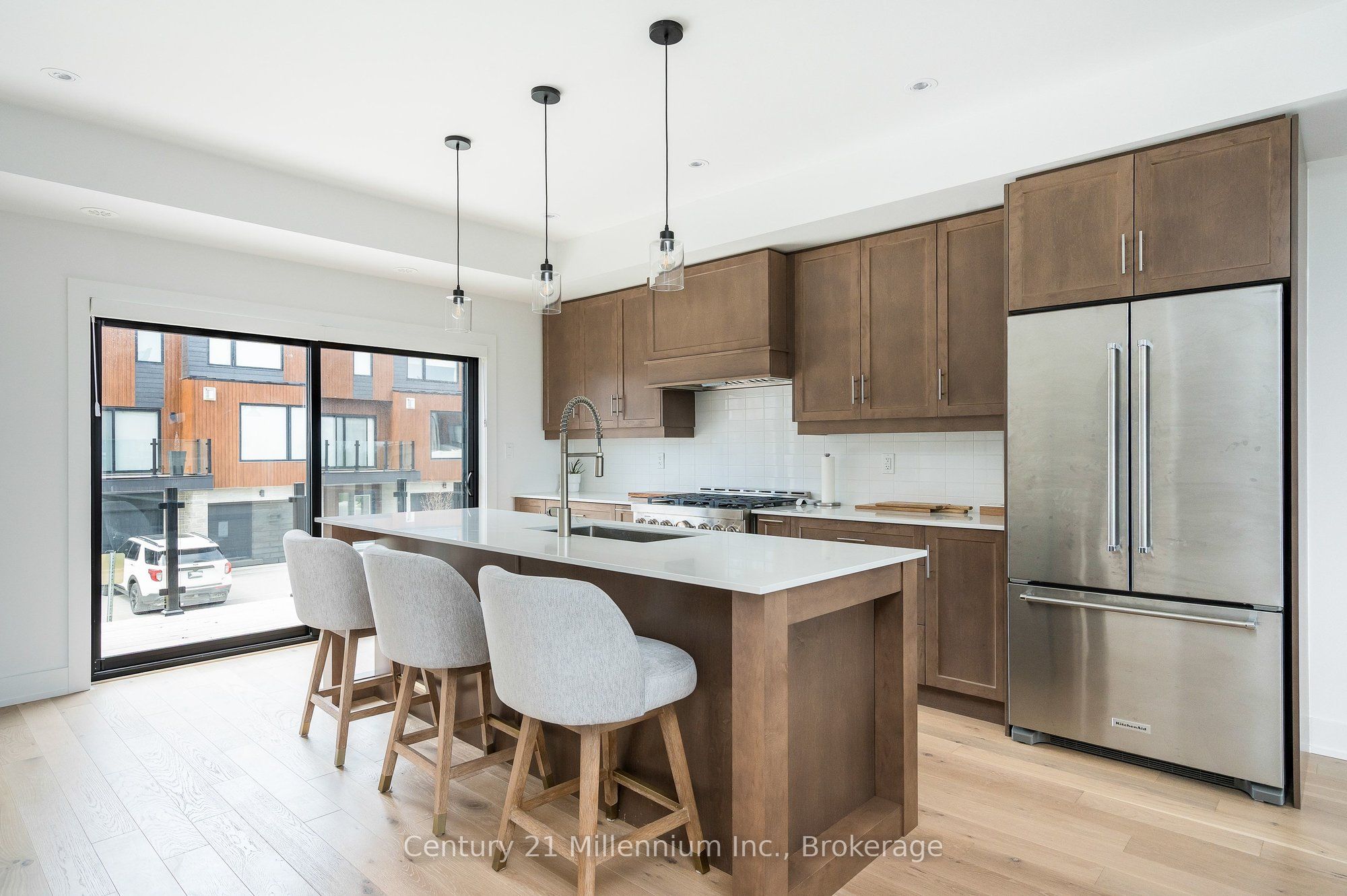 117 Sladden Court # 2 Property Photo 6