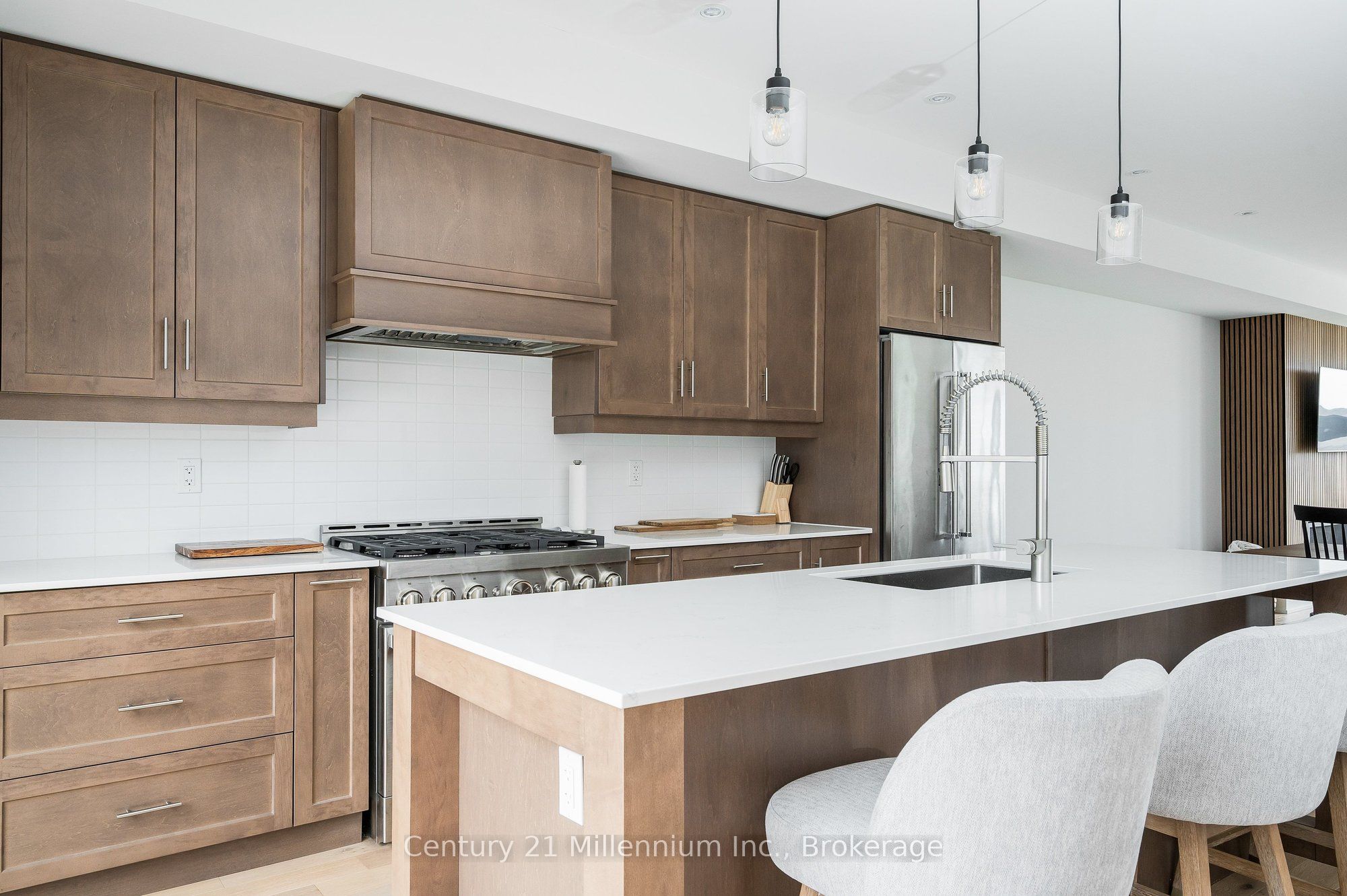 117 Sladden Court # 2 Property Photo 8