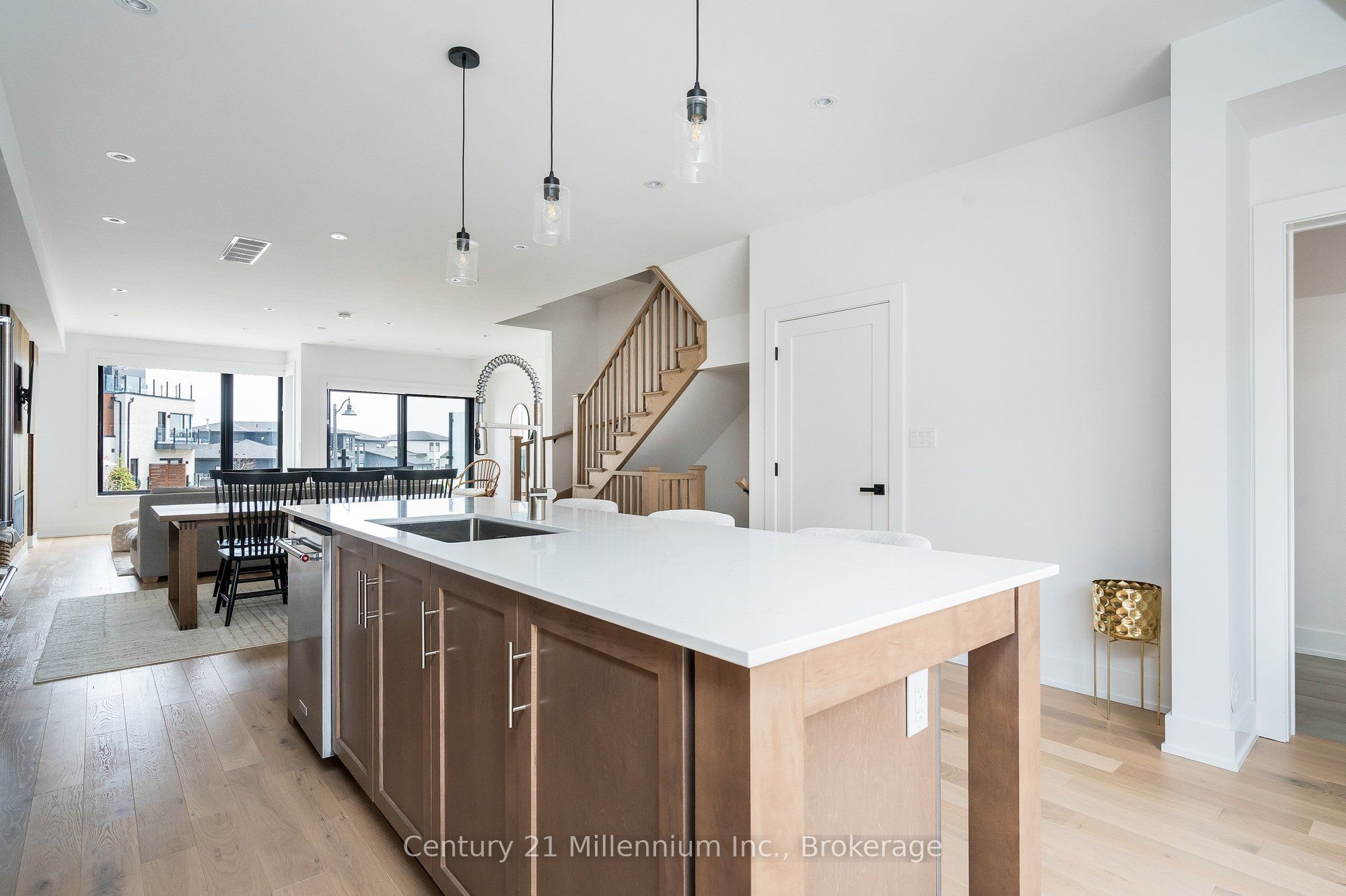 117 Sladden Court # 2 Property Photo 12