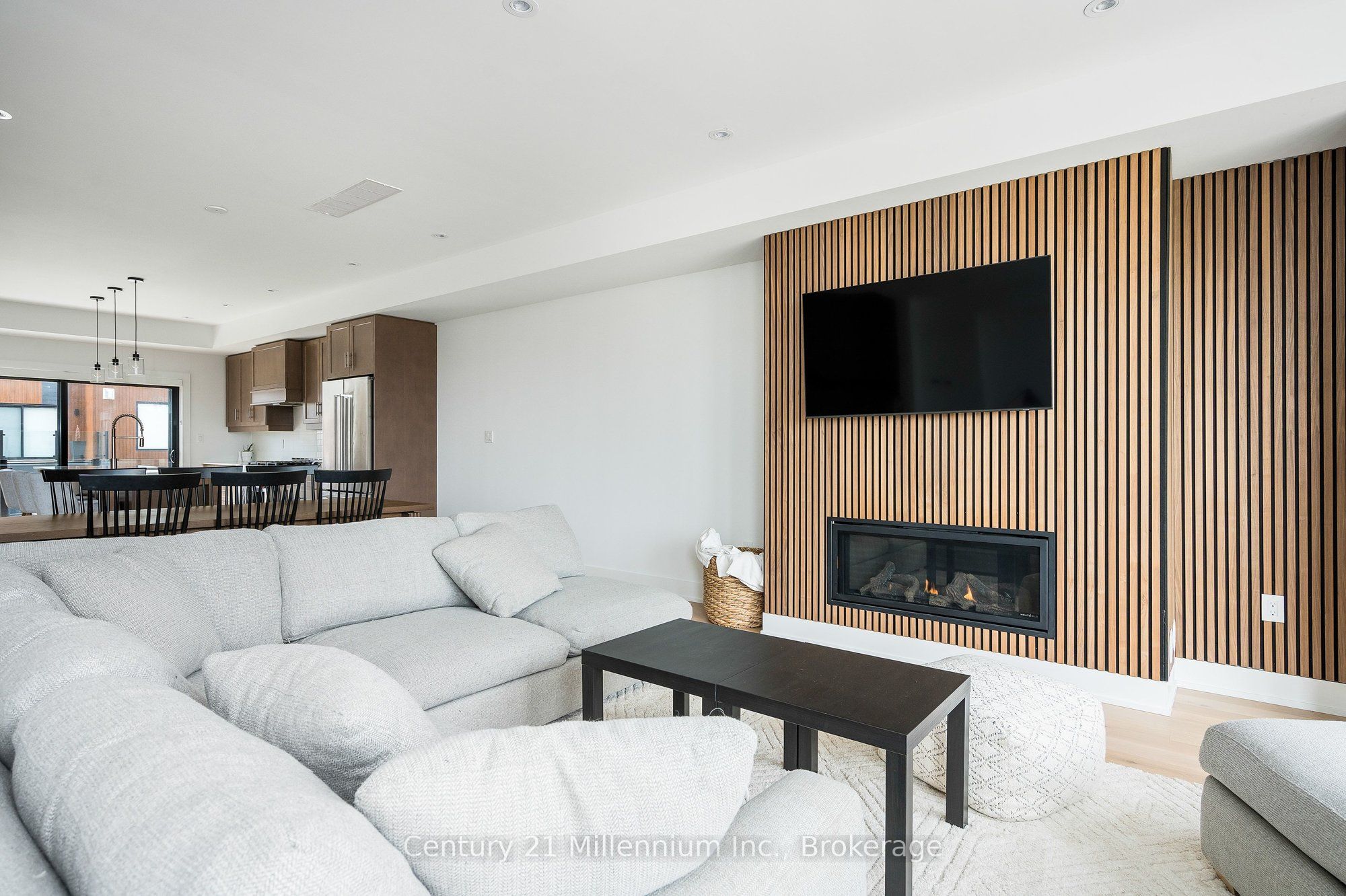 117 Sladden Court # 2 Property Photo 15
