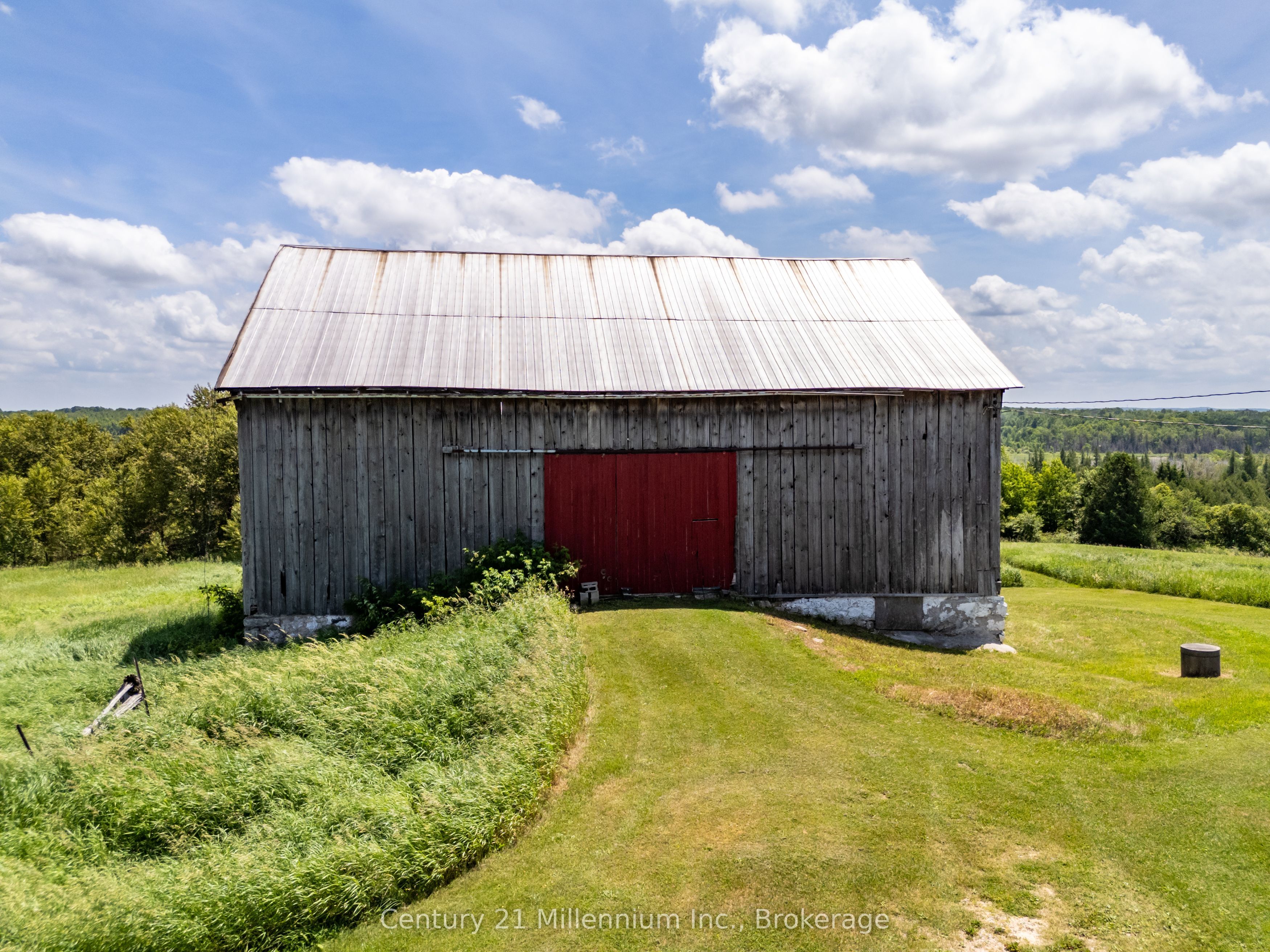 775678 Highway 10 Property Photo 19