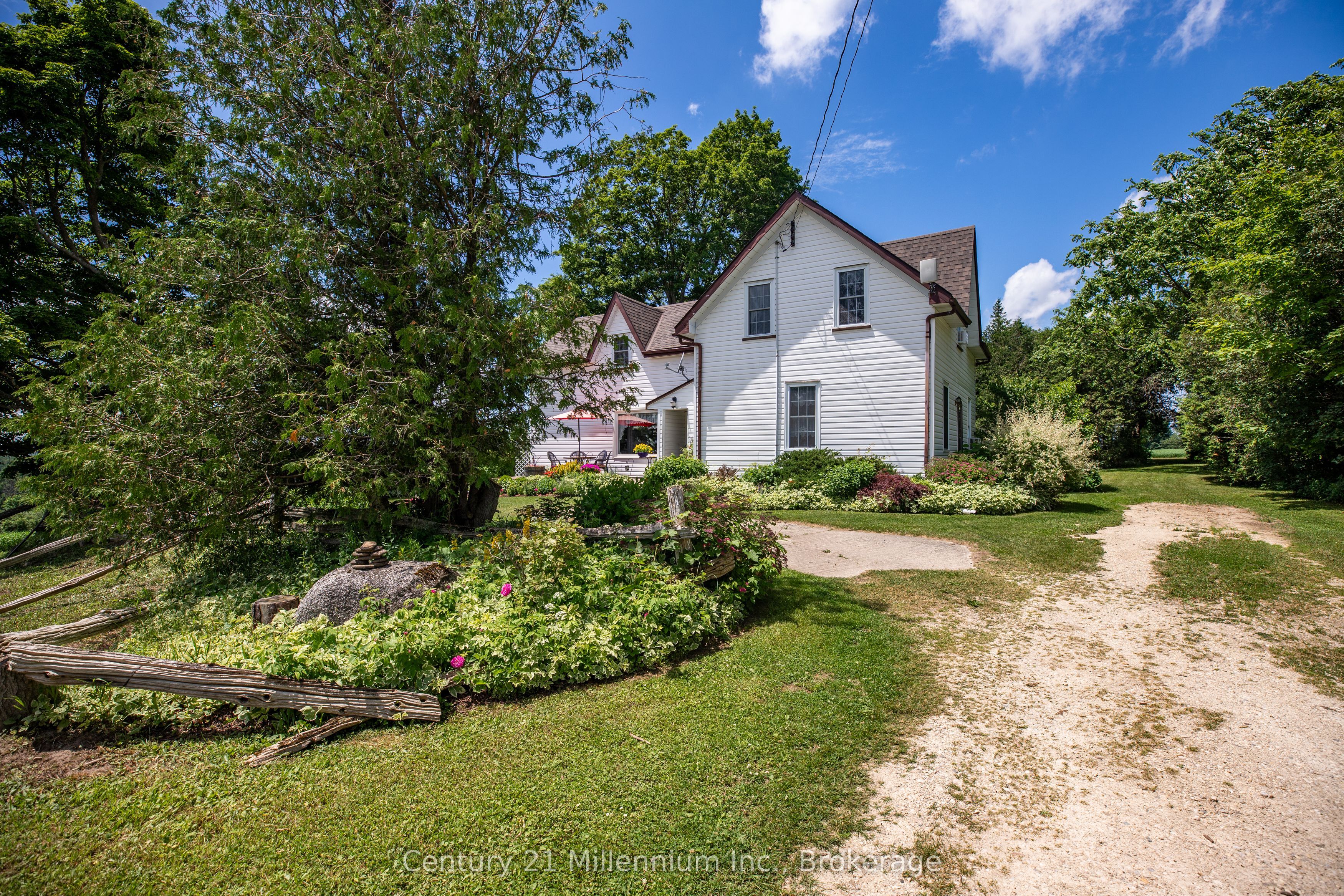 775678 Highway 10 Property Photo 46