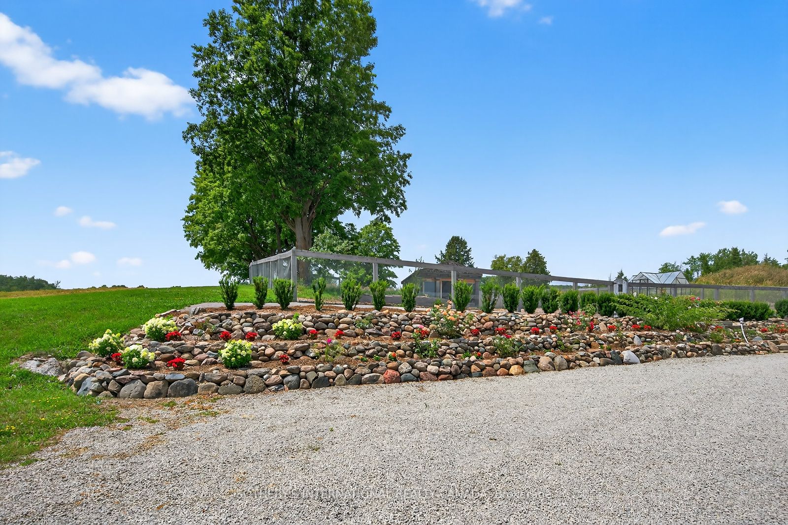 348299 15th Sideroad S Property Photo 36