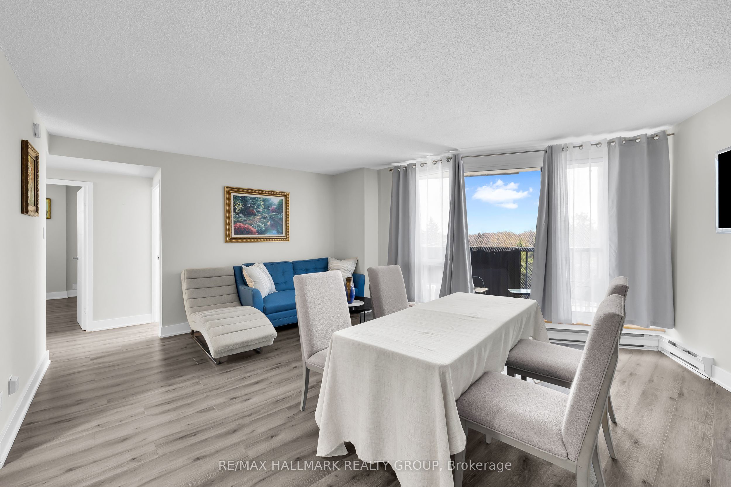 900 Dynes Road 407 Property Photo 9