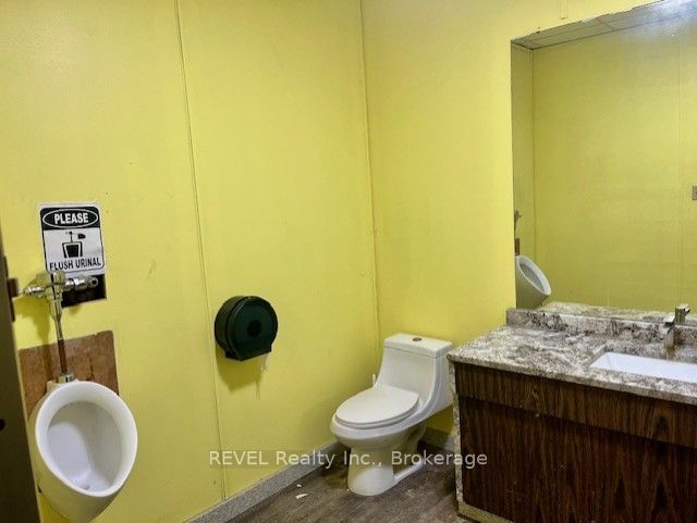 590 Welland Avenue Unit 2 Property Photo 20