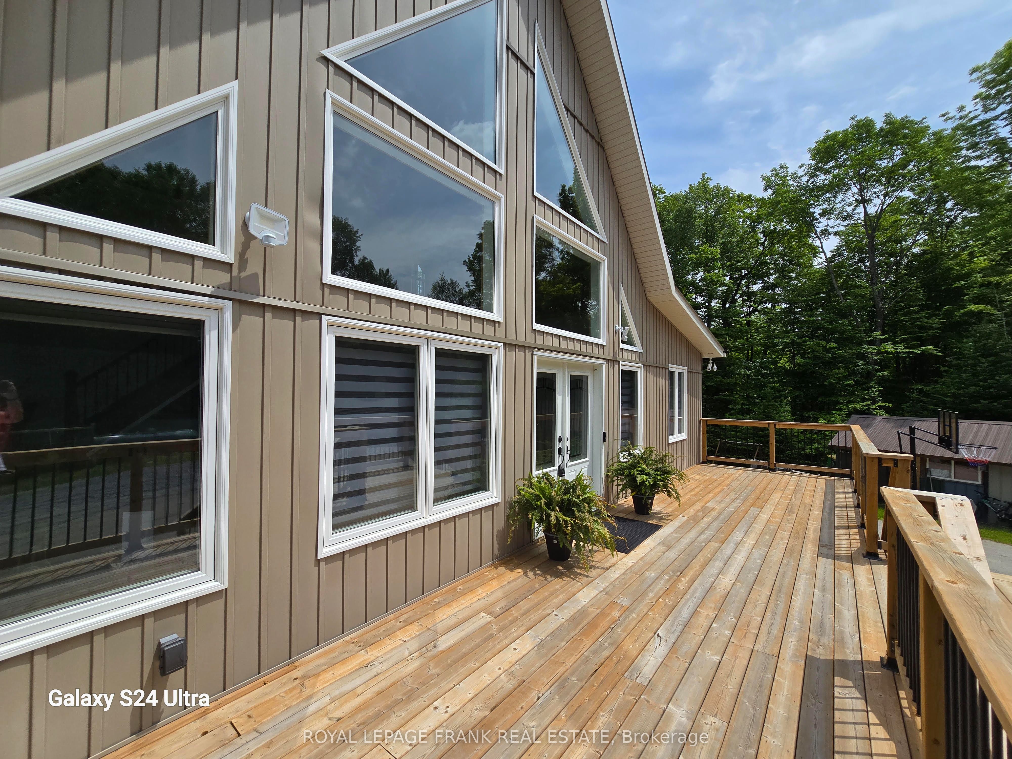 1097 Cheddar Road Property Photo 3