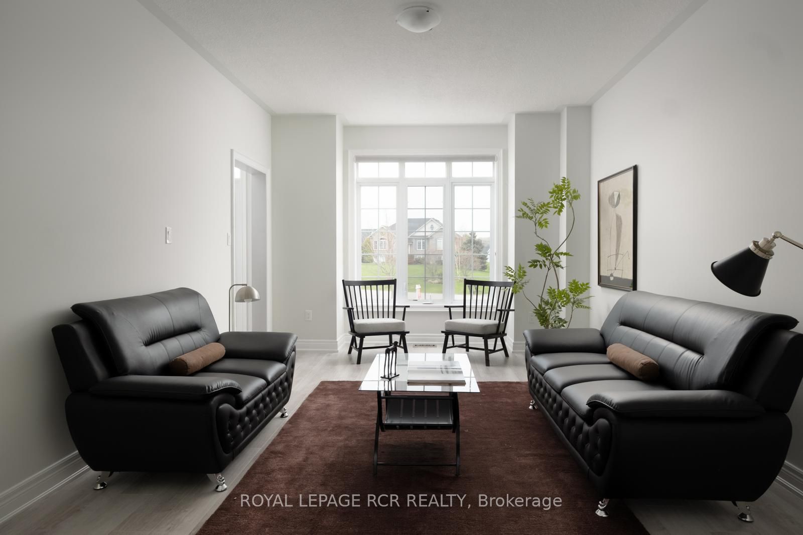 18 Leenders Lane Property Photo 8