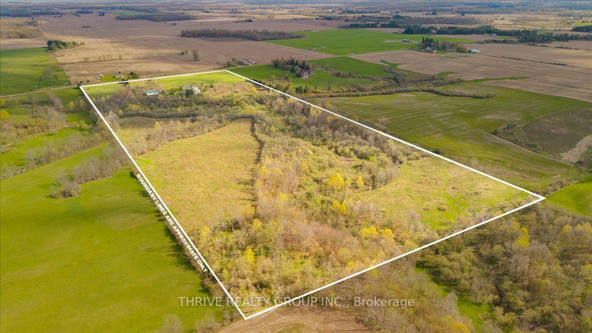 24992 Crinan Line Property Photo 3