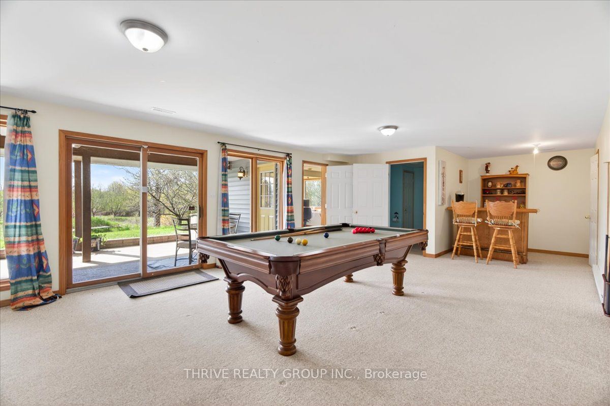 24992 Crinan Line Property Photo 43