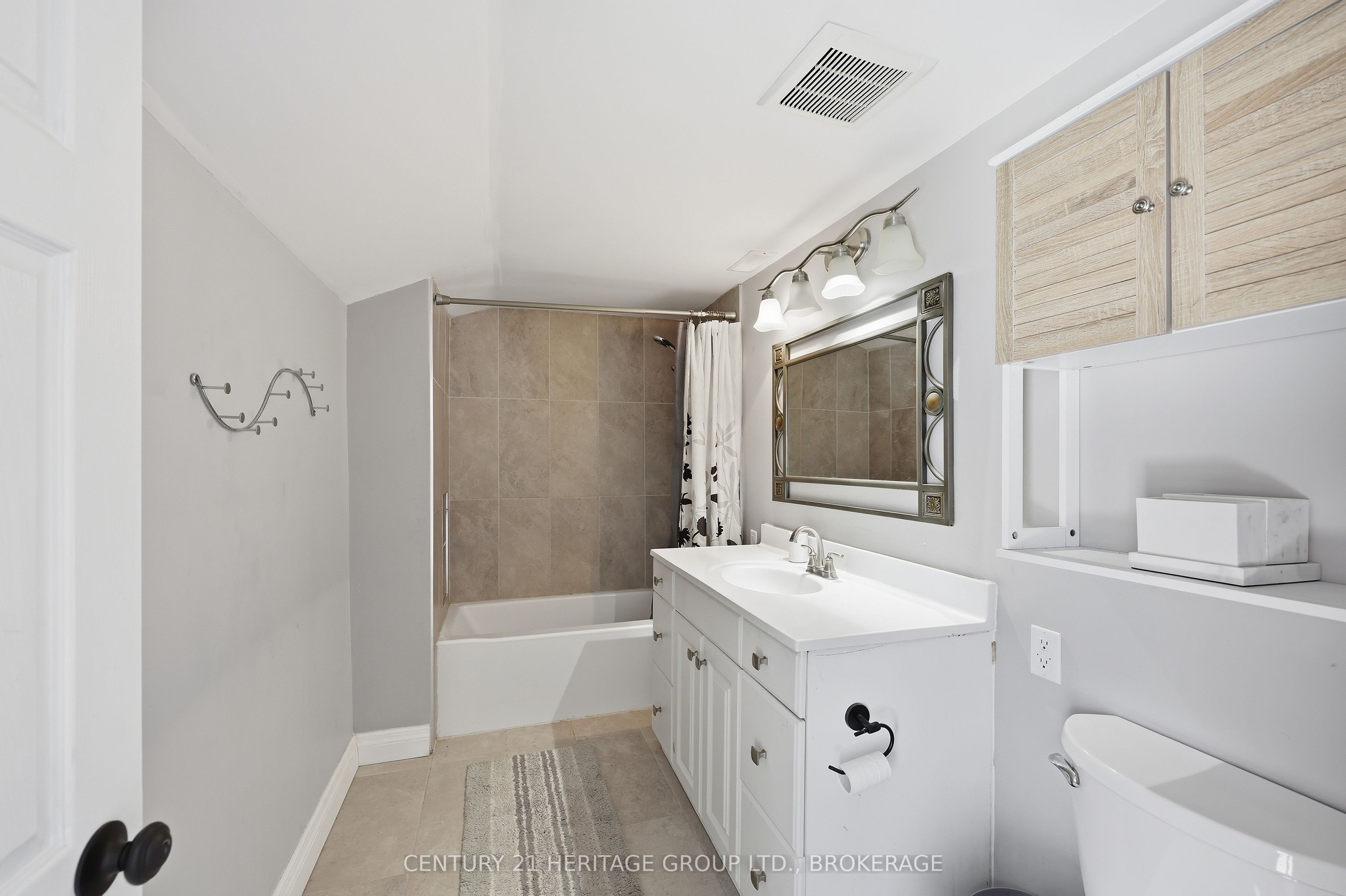70 Main Street Property Photo 41