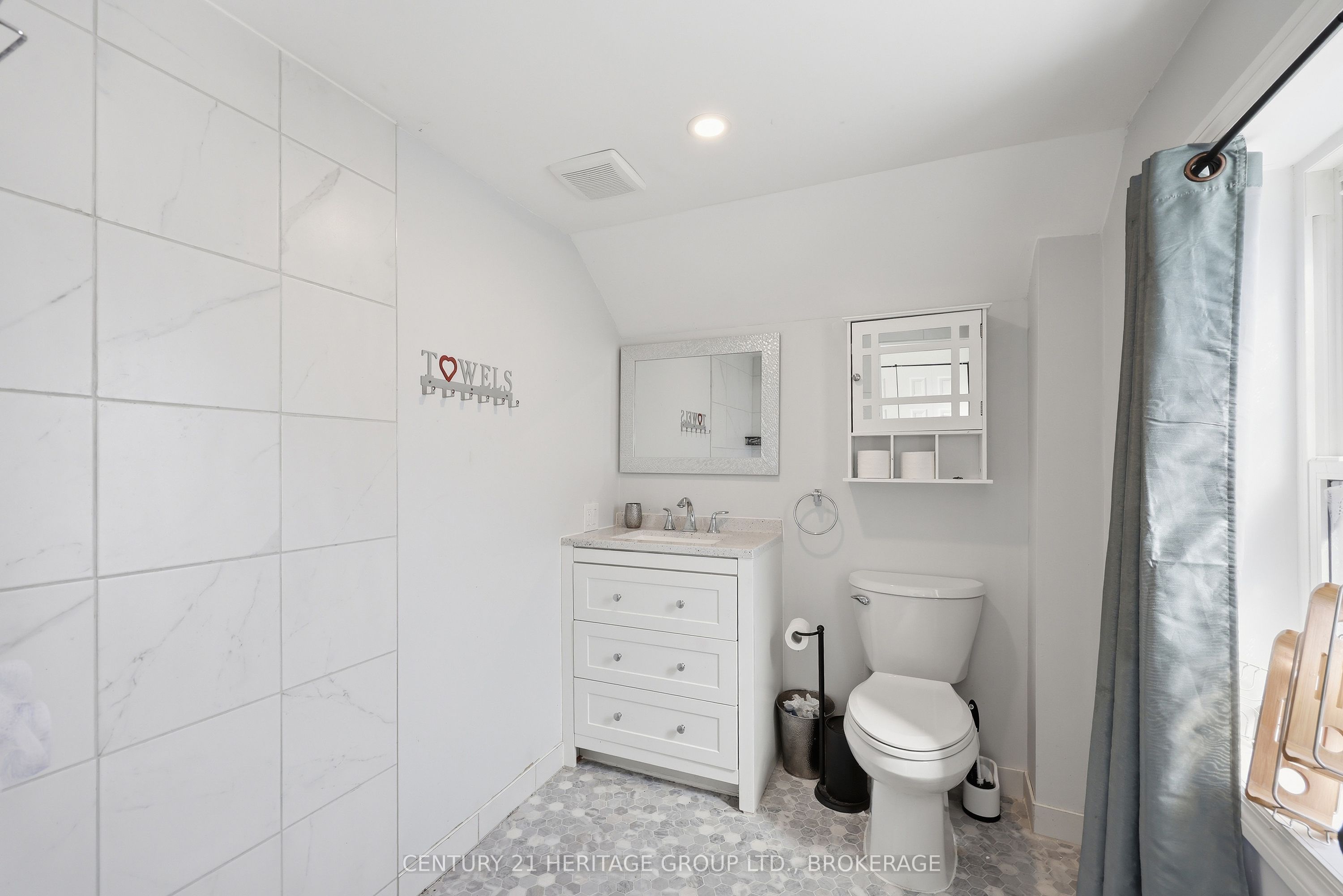 70 Main Street Property Photo 46