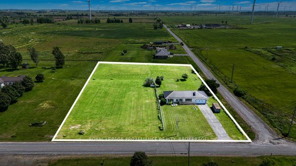 631 Highway 96 Property Photo 25