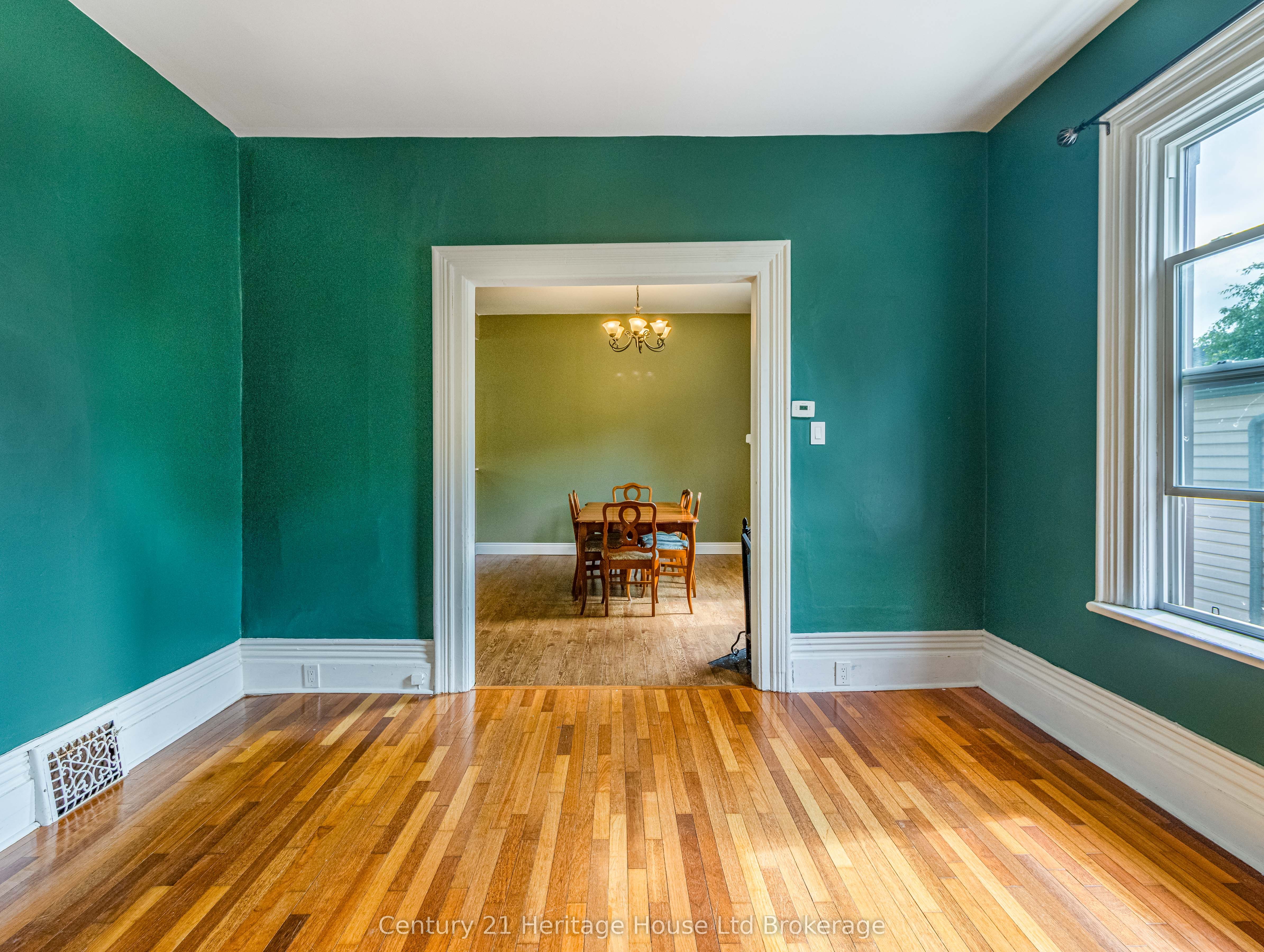 552 Hatch Street Property Photo 7