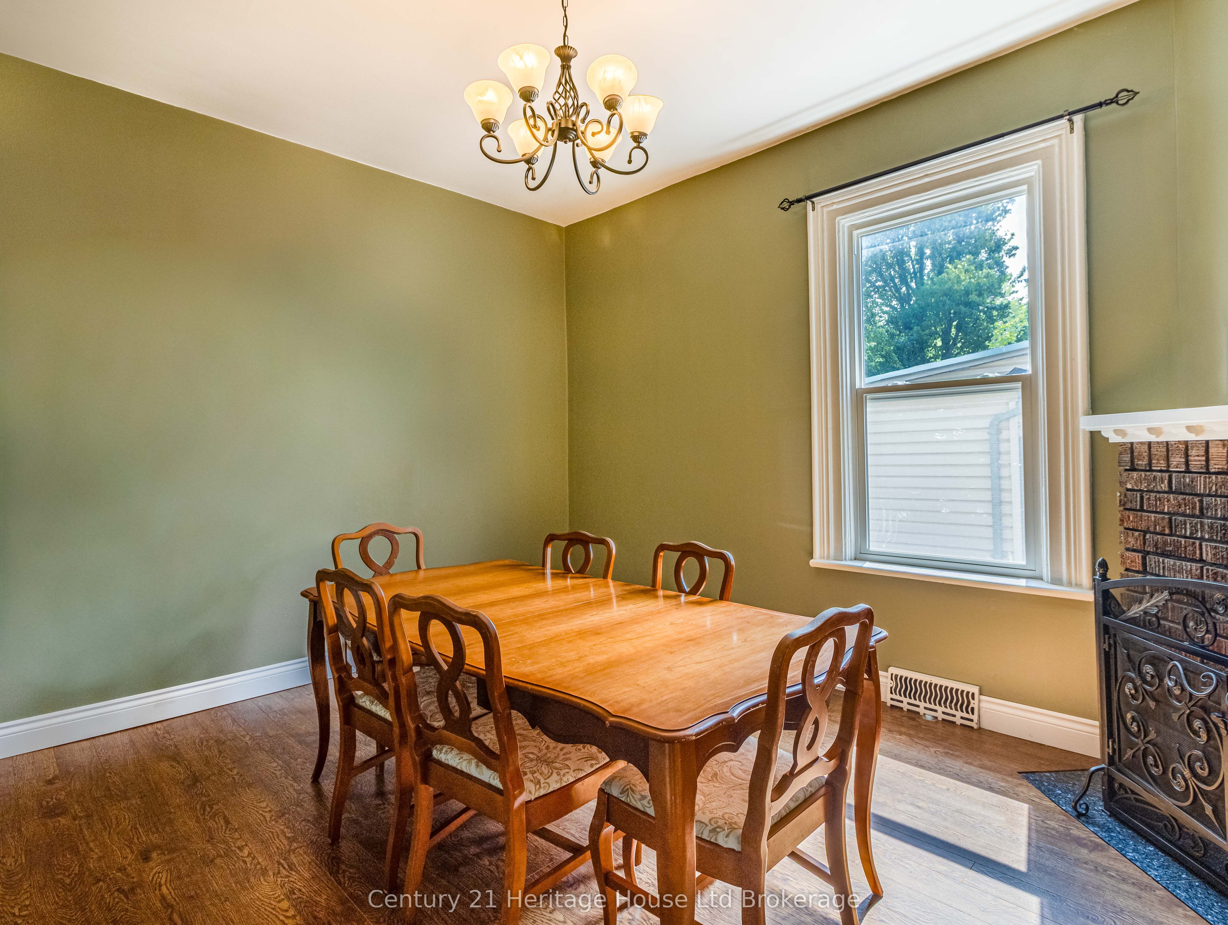 552 Hatch Street Property Photo 9
