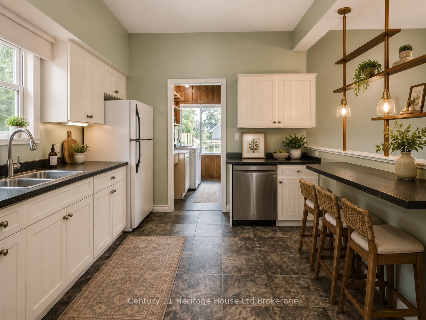 552 Hatch Street Property Photo 12