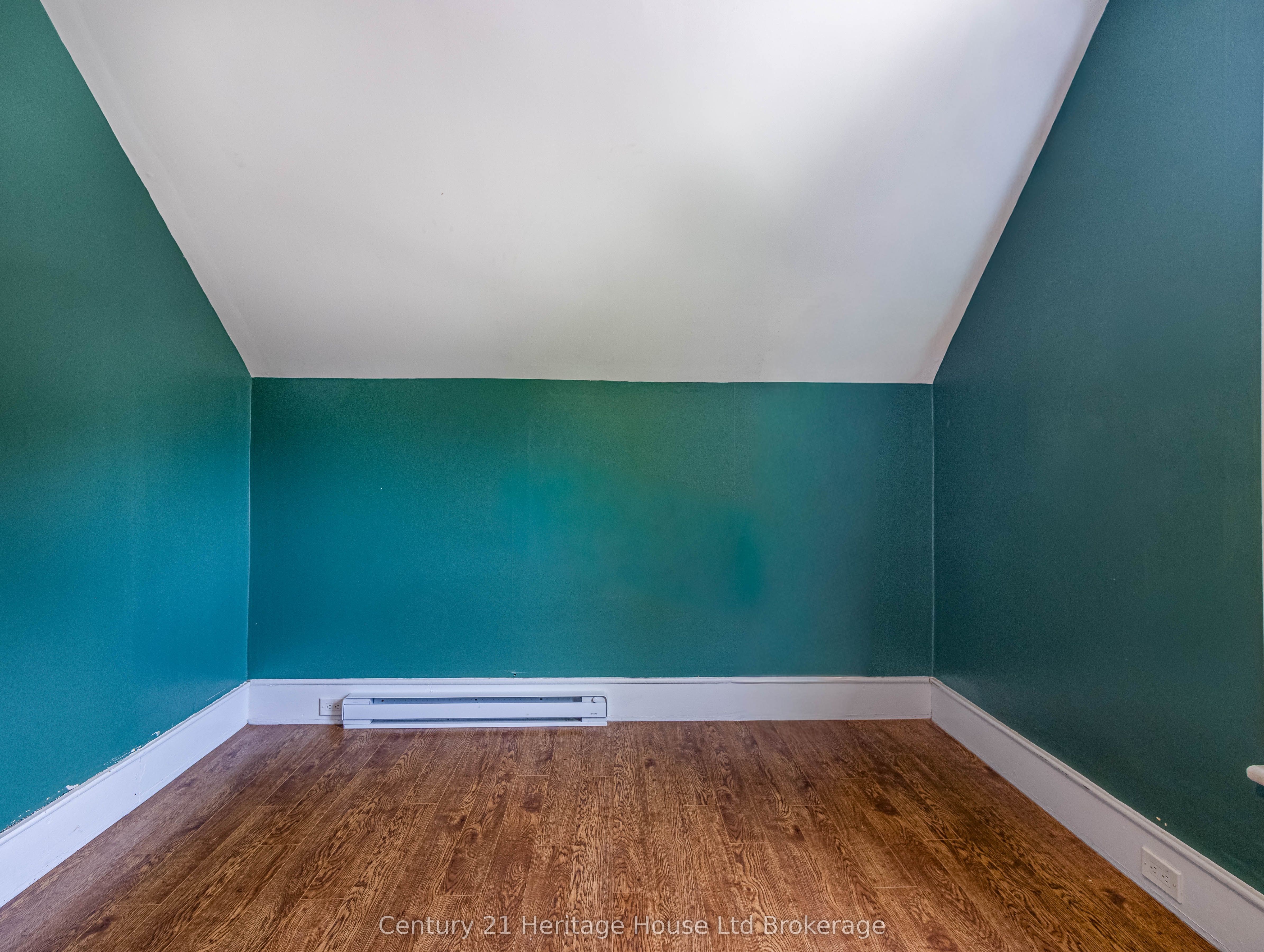 552 Hatch Street Property Photo 22