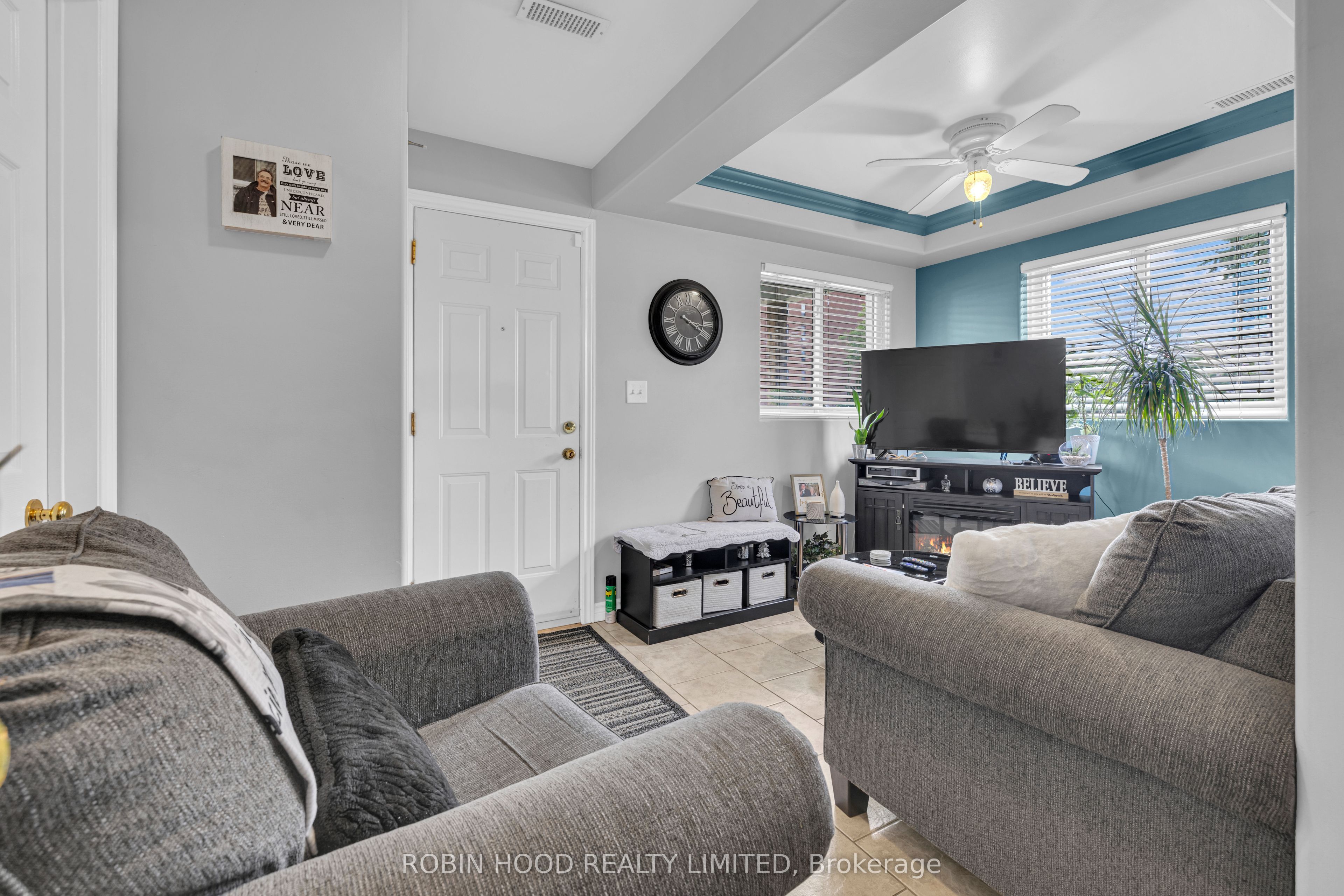 406 Glengarry Avenue Property Photo 4