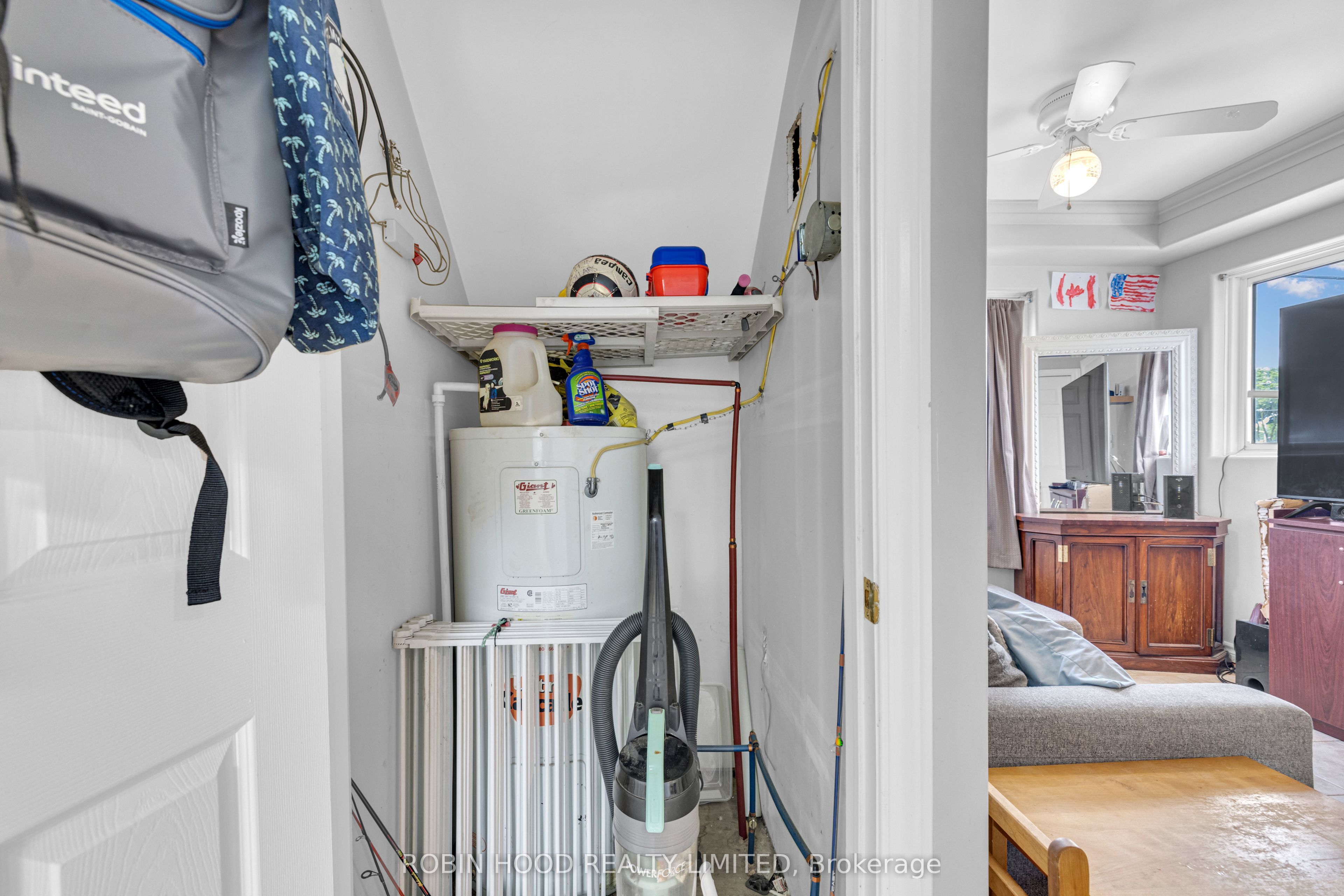 406 Glengarry Avenue Property Photo 13