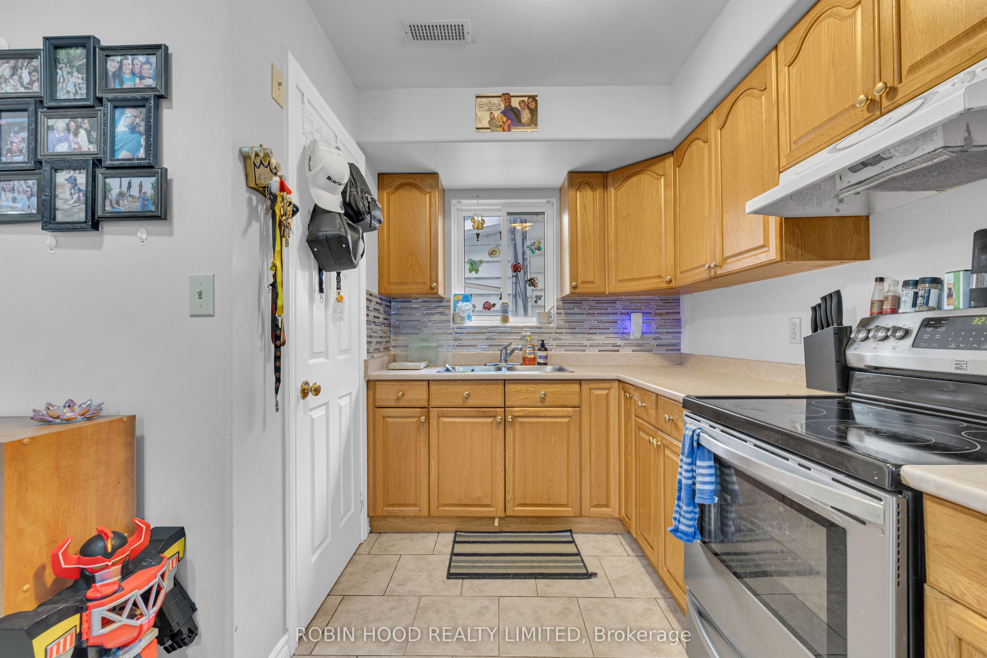 406 Glengarry Avenue Property Photo 15