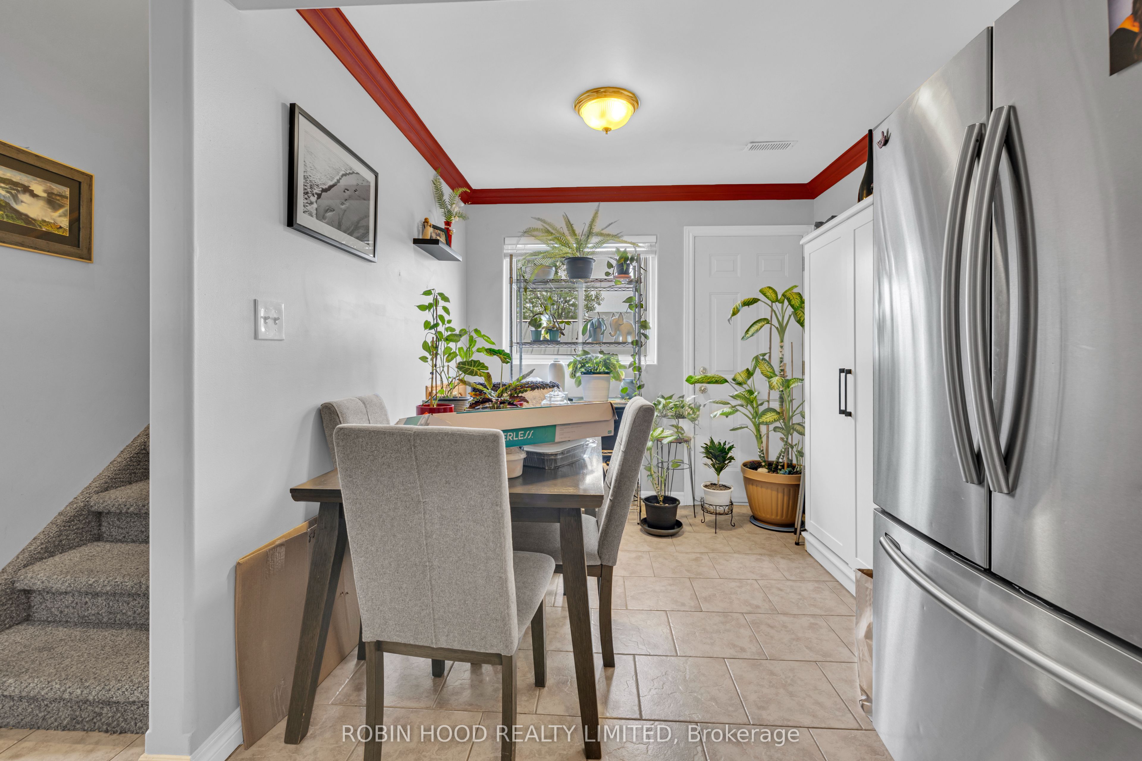 406 Glengarry Avenue Property Photo 35
